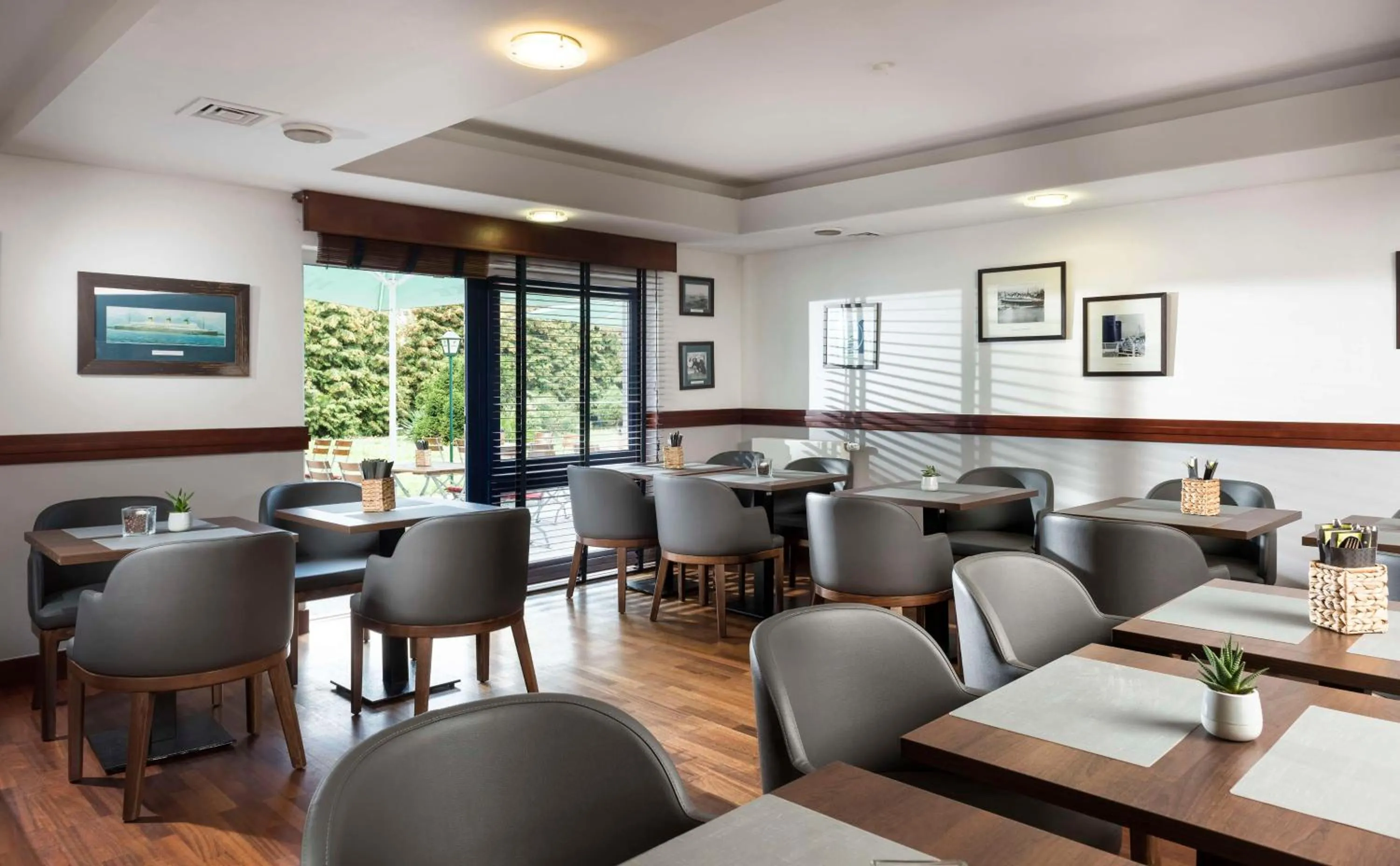 Lounge or bar in Best Western Hotel Peine Salzgitter