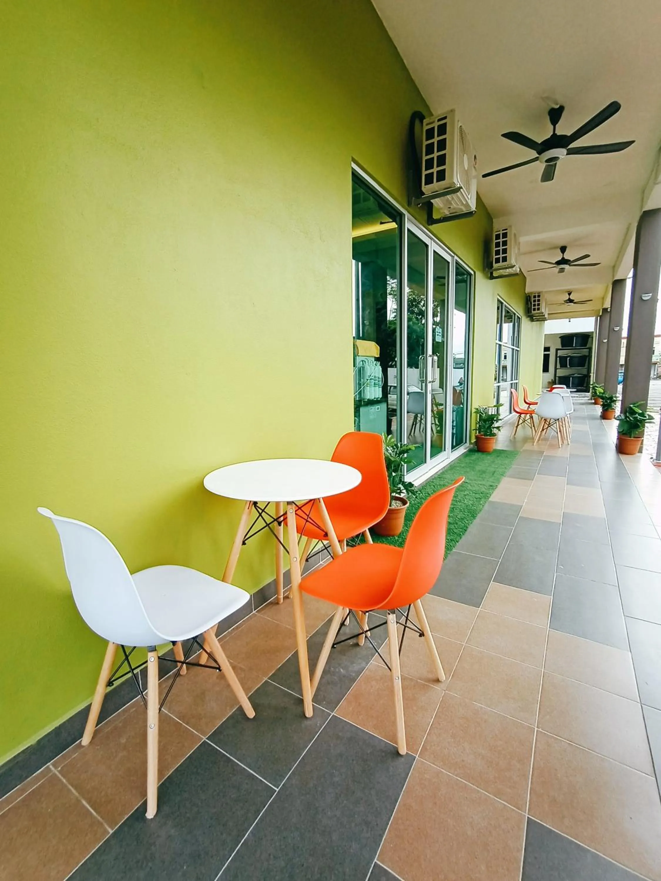 Seating area in Dane & Shue Hotel Kok Lanas
