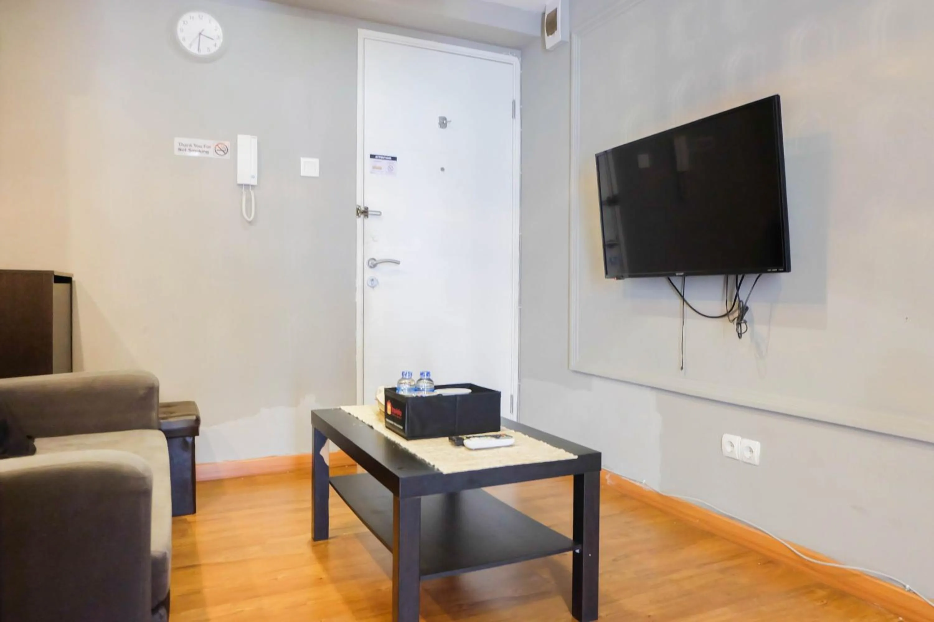 Exclusive and Spacious 1BR Apartment at Bassura City By Travelio