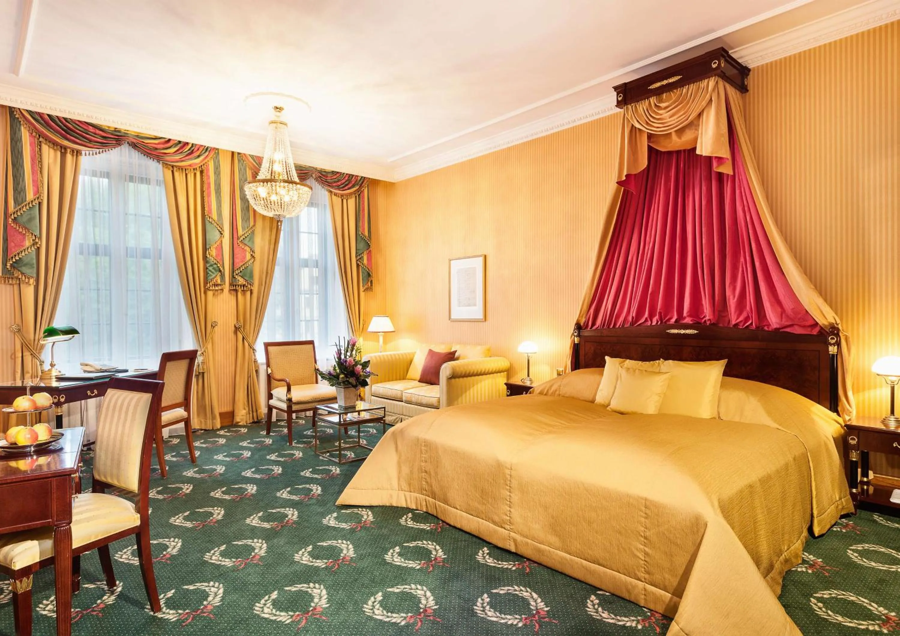 Photo of the whole room, Bed in Best Western Premier Grand Hotel Russischer Hof