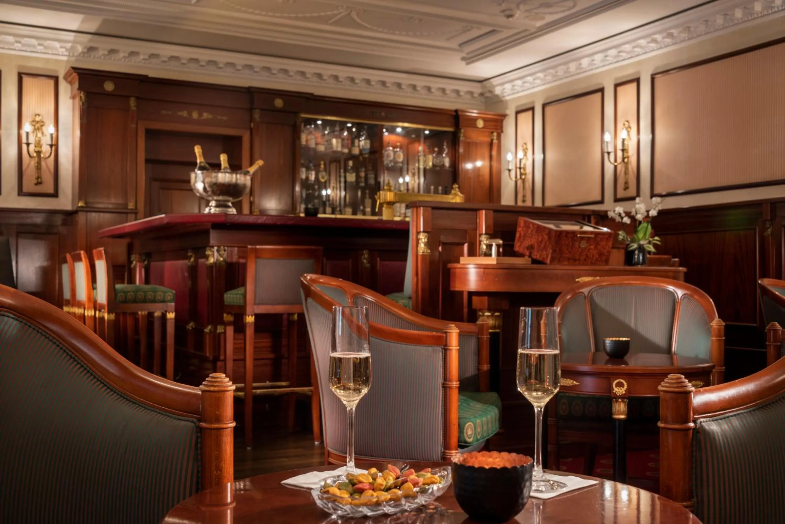 Lounge or bar in Best Western Premier Grand Hotel Russischer Hof