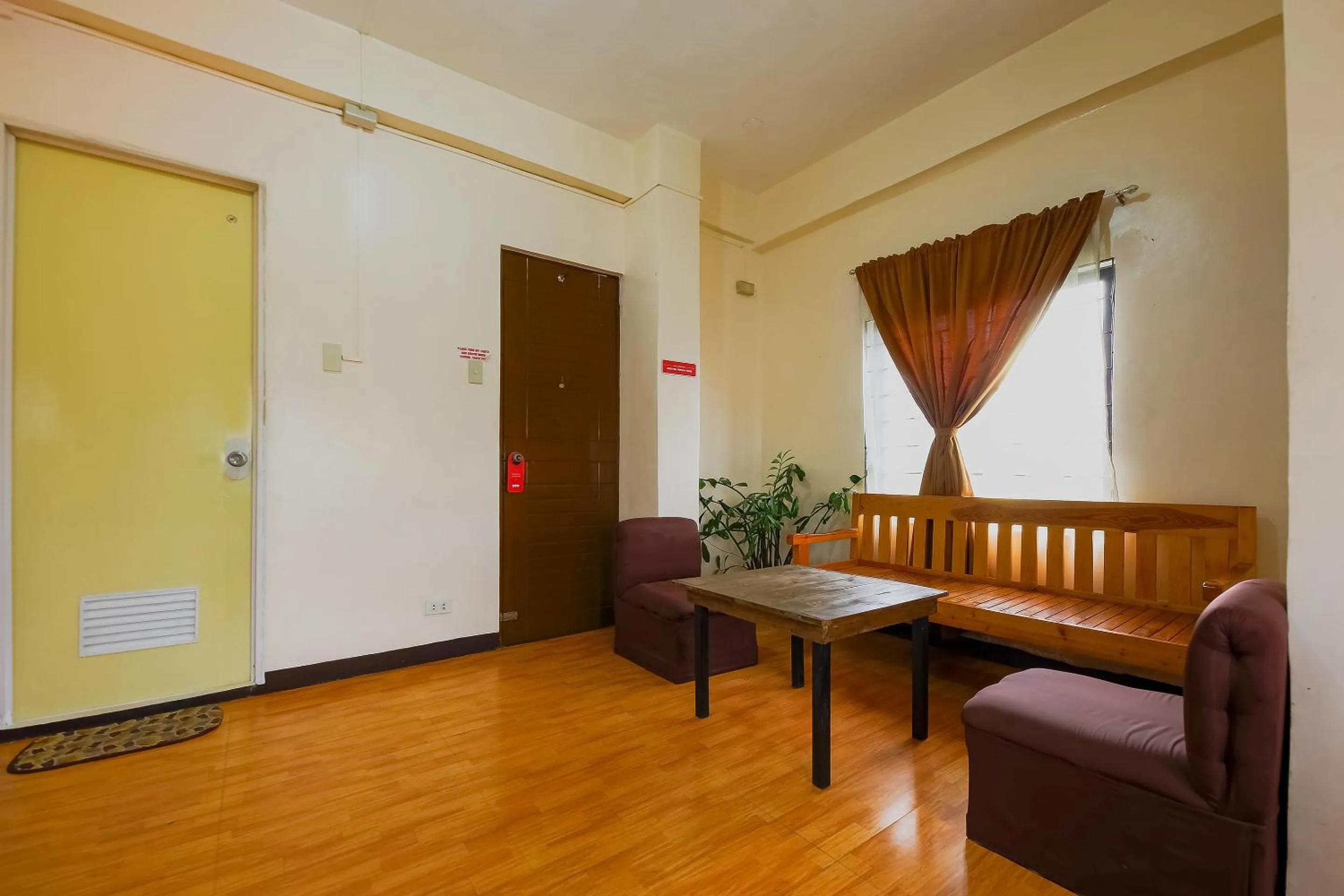 Bedroom in OYO 431 Apollo 11 Apartelle