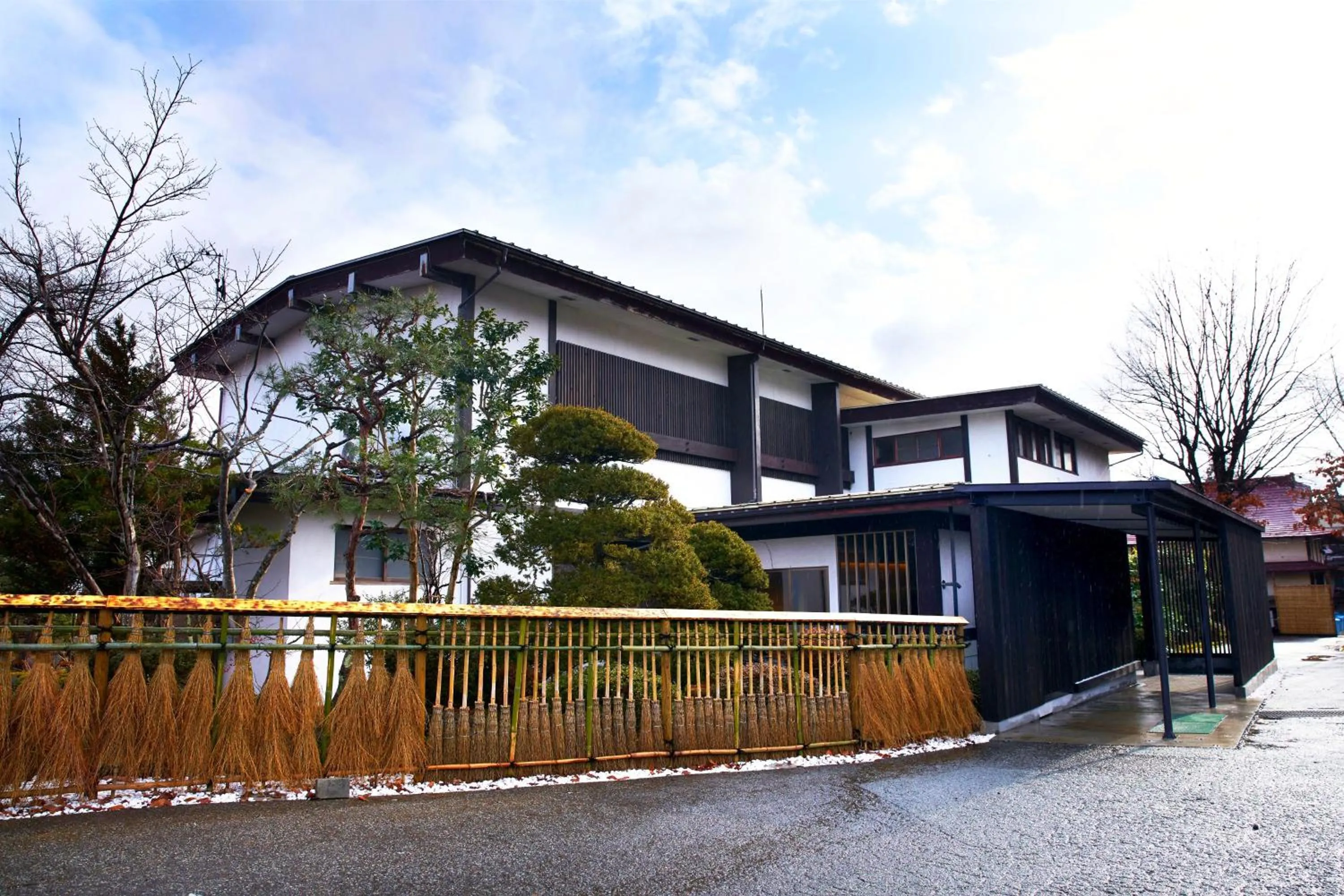 Takamiya Ryokan Sagiya Sansorai