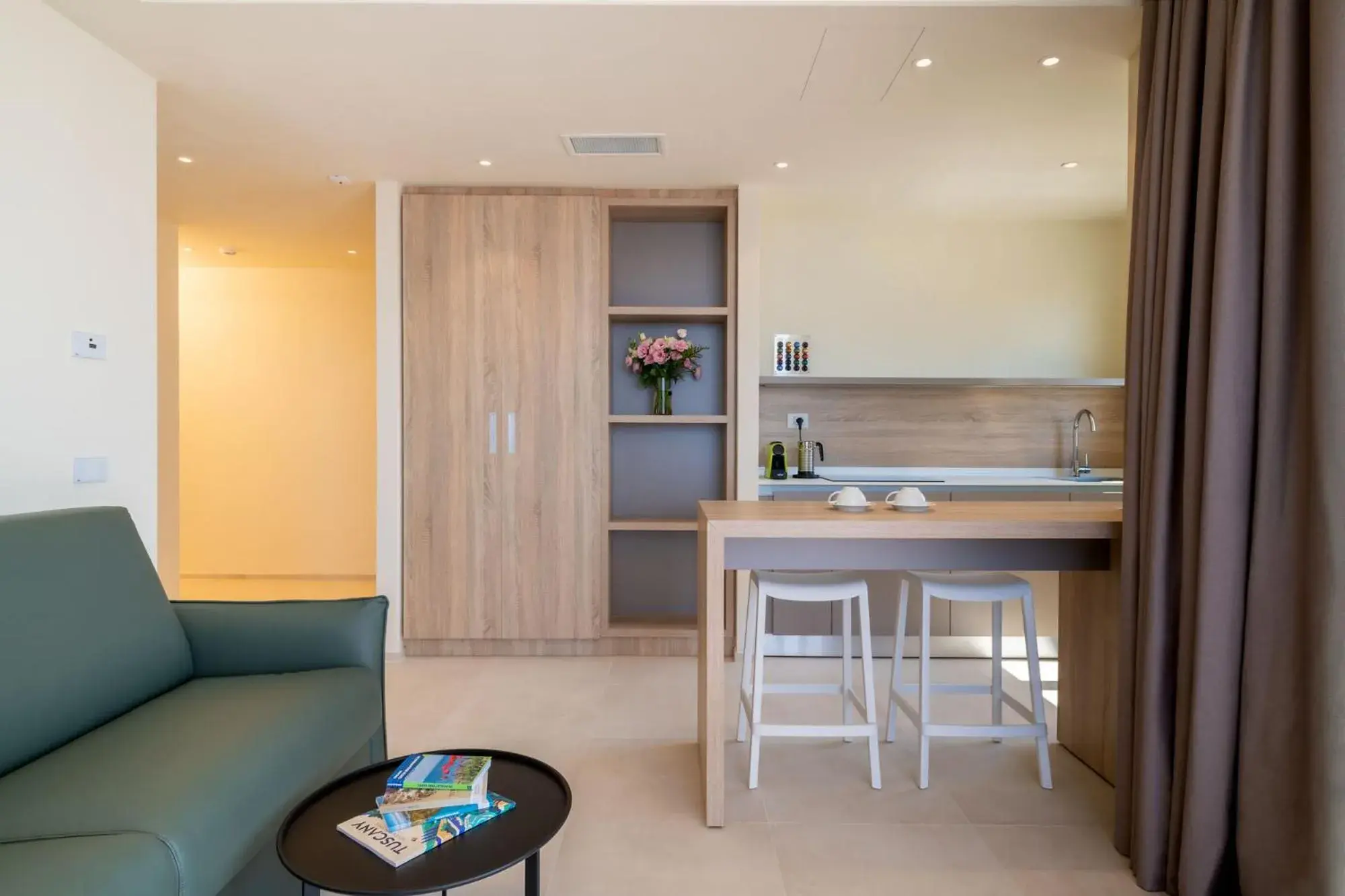 Suite with Sea View and Beach Access in Palace Lido Hotel & Suites Suite with Sea View and Beach Access in Palace Lido Hotel & Suites