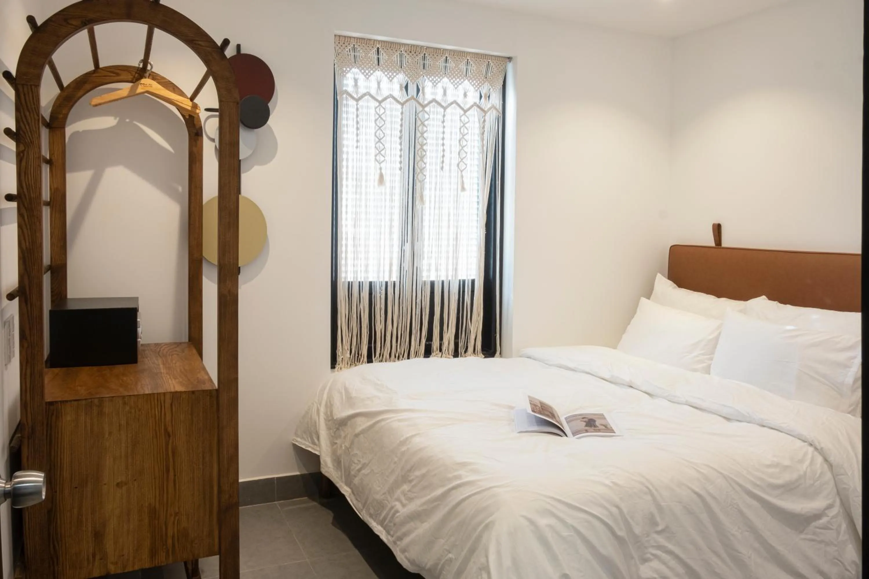 Bedroom, Bed in Quang Vinh Apartment and Hotel Hoi An