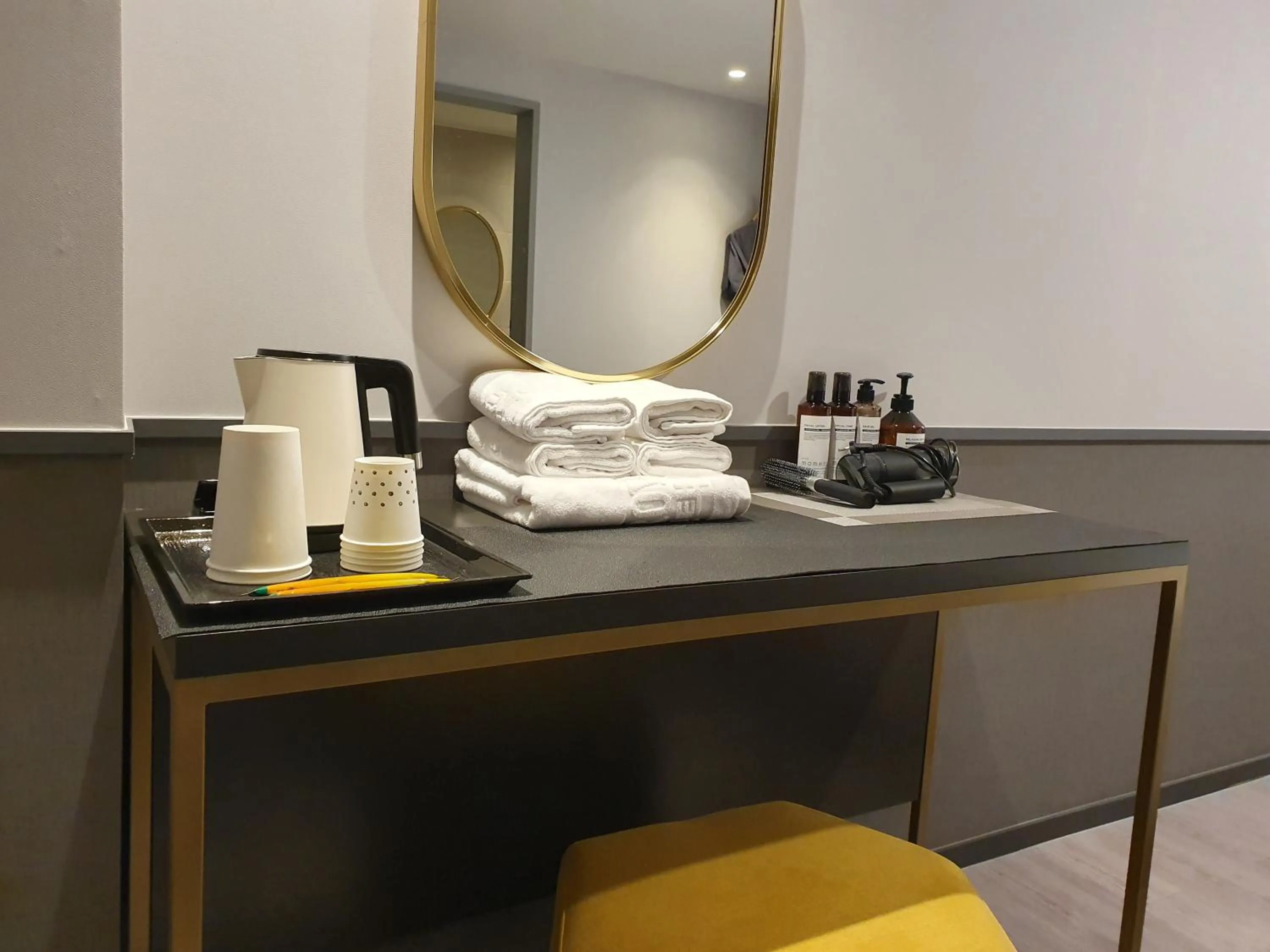 Coffee/tea facilities in Browndot hotel songtan