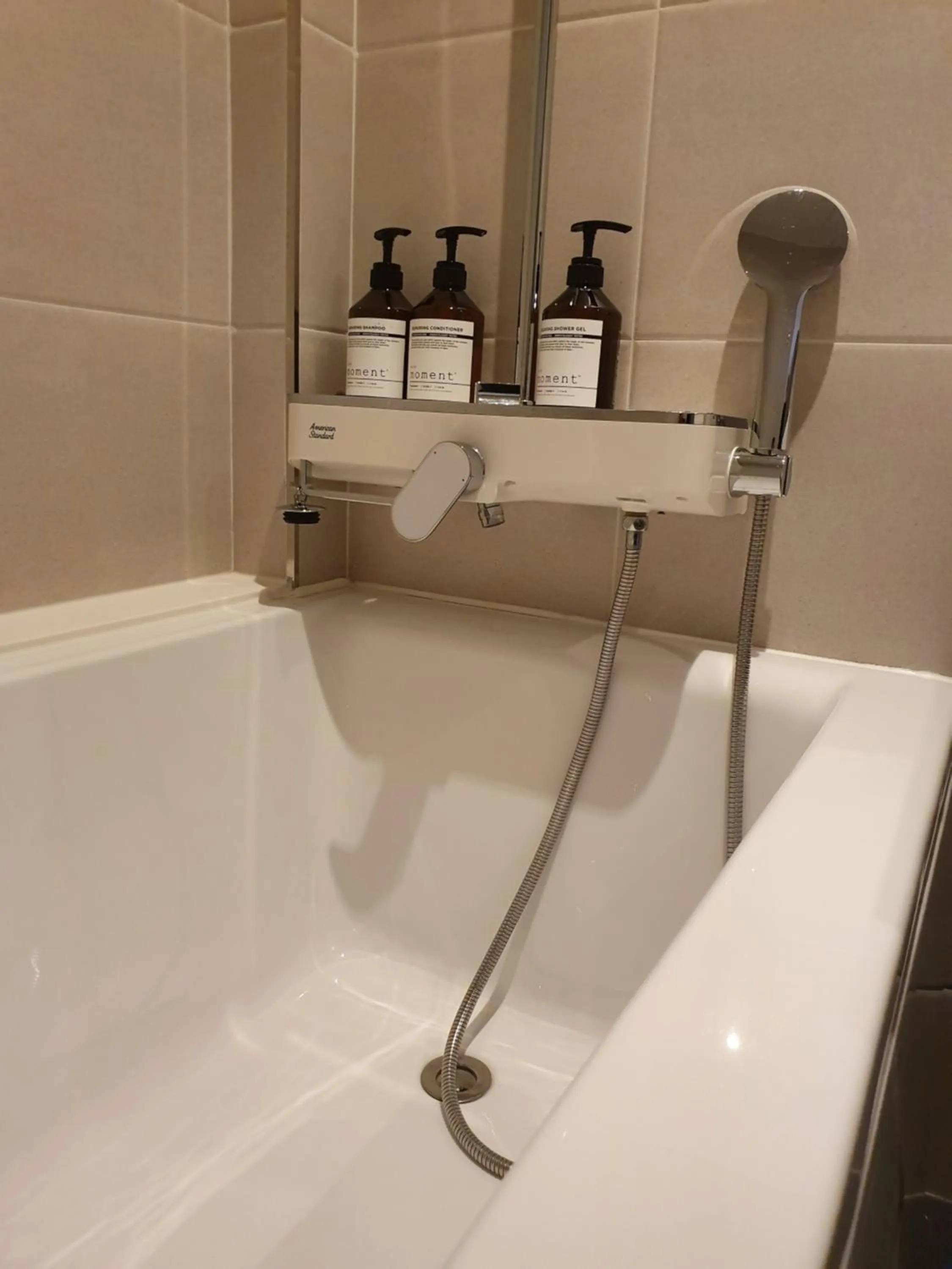 Hot Tub in Browndot hotel songtan