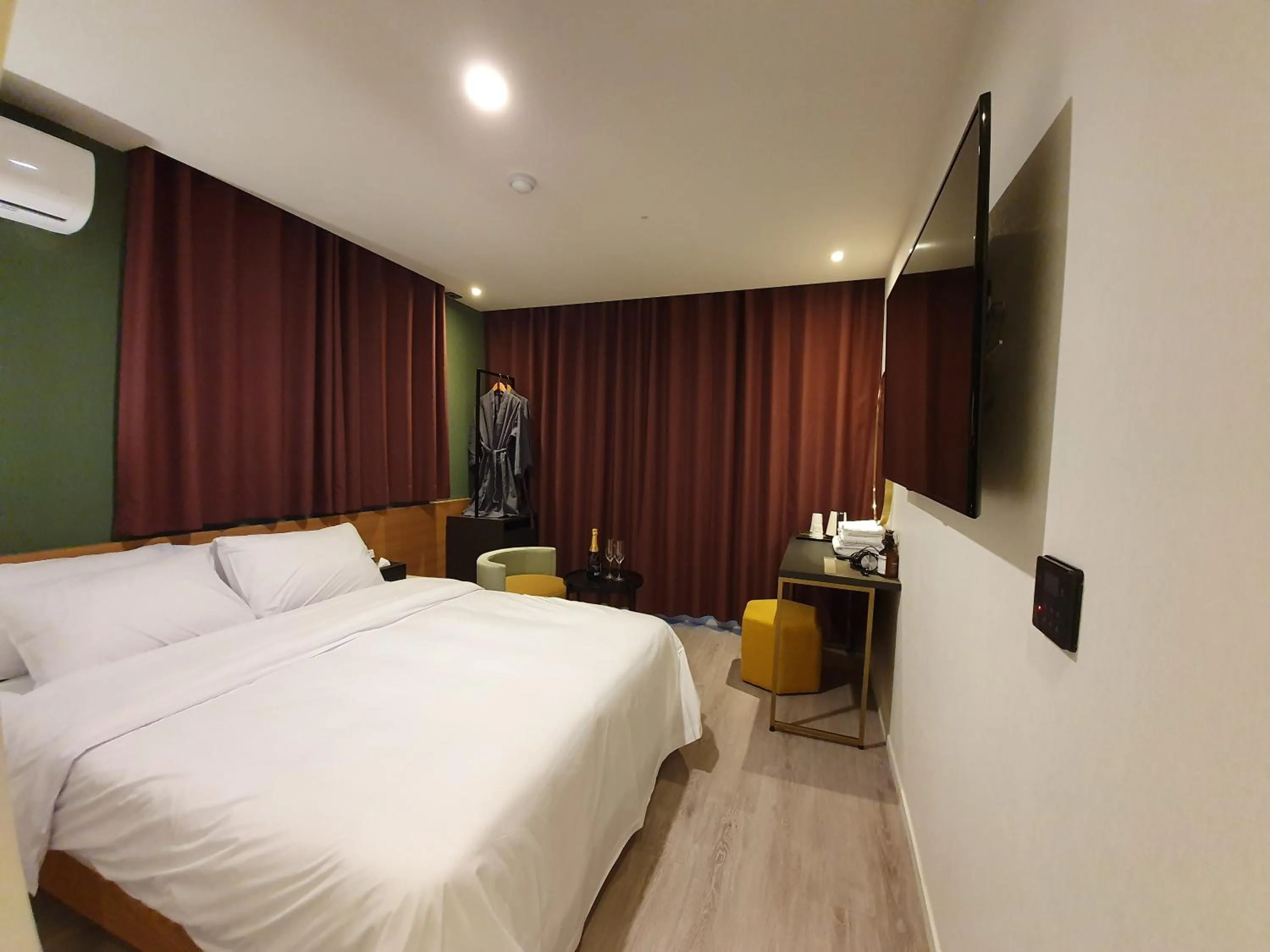 Bed in Browndot hotel songtan