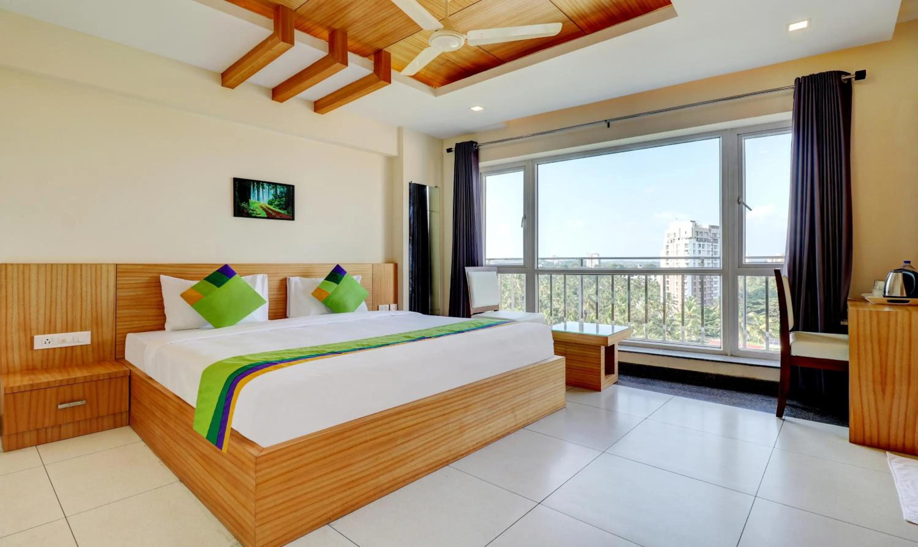 Bedroom, Bed in Treebo Park - 500m from Medical College