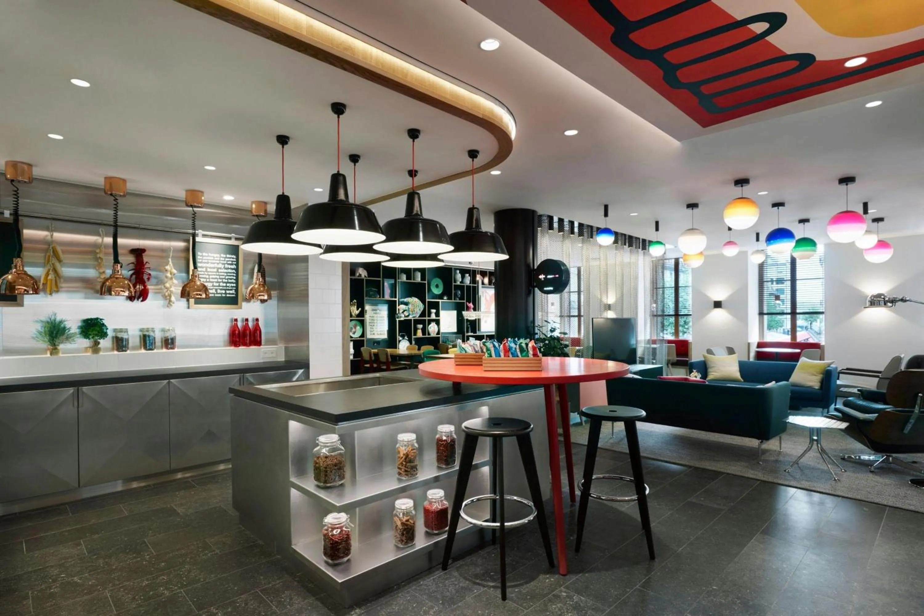 Restaurant/places to eat in citizenM Geneva