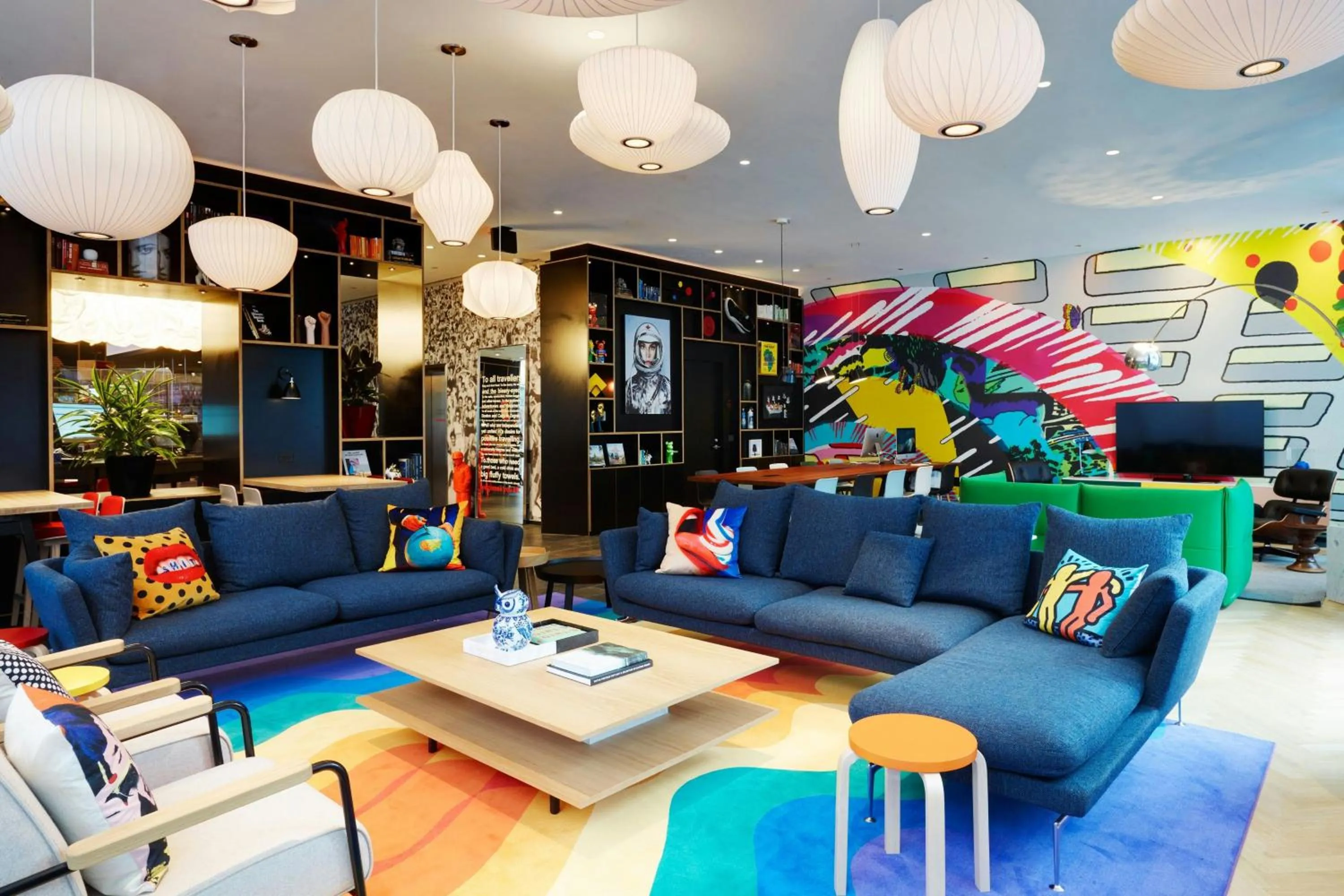 Lobby or reception in citizenM Washington Capital