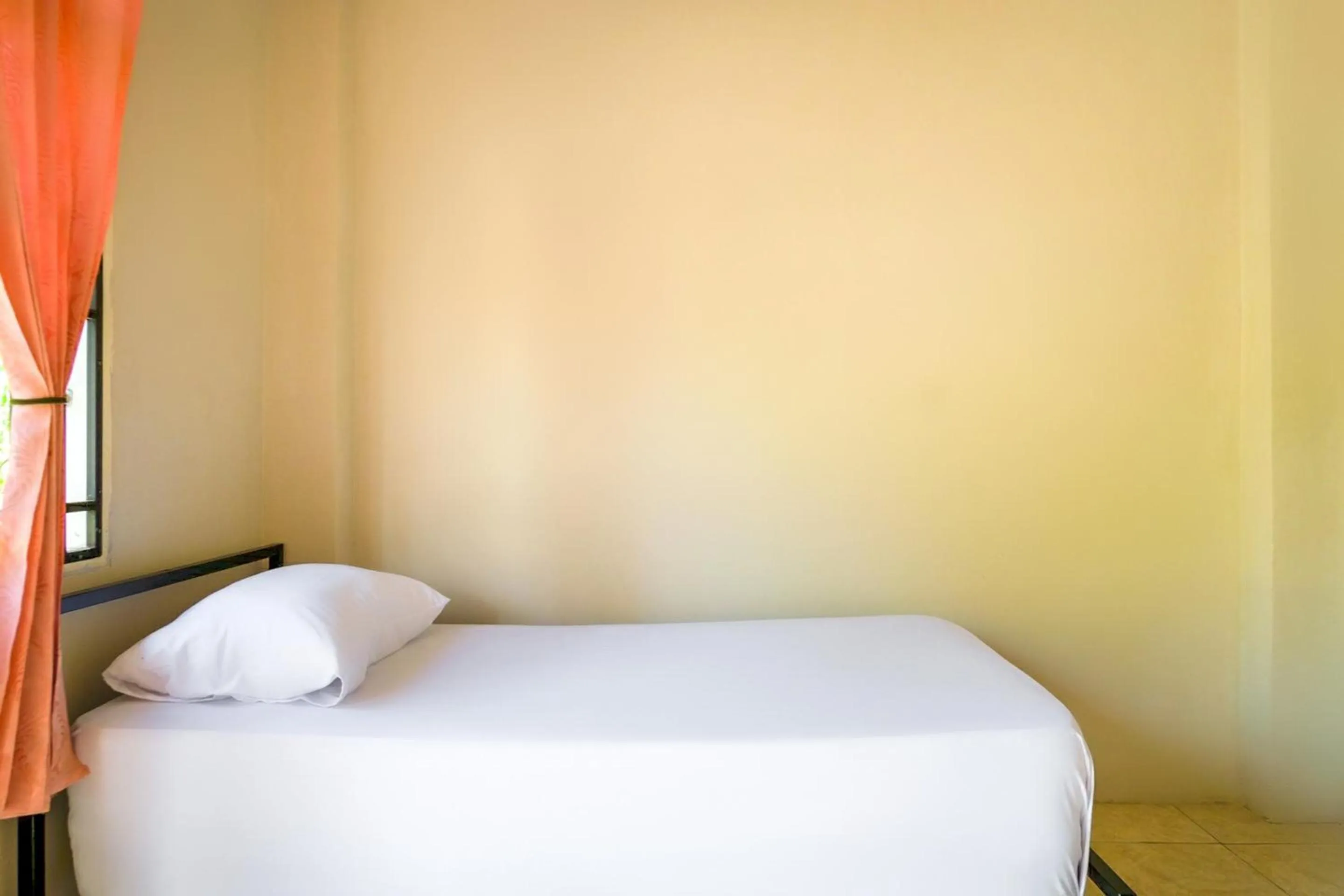 Bedroom, Bed in OYO Life 2745 Nabeza House