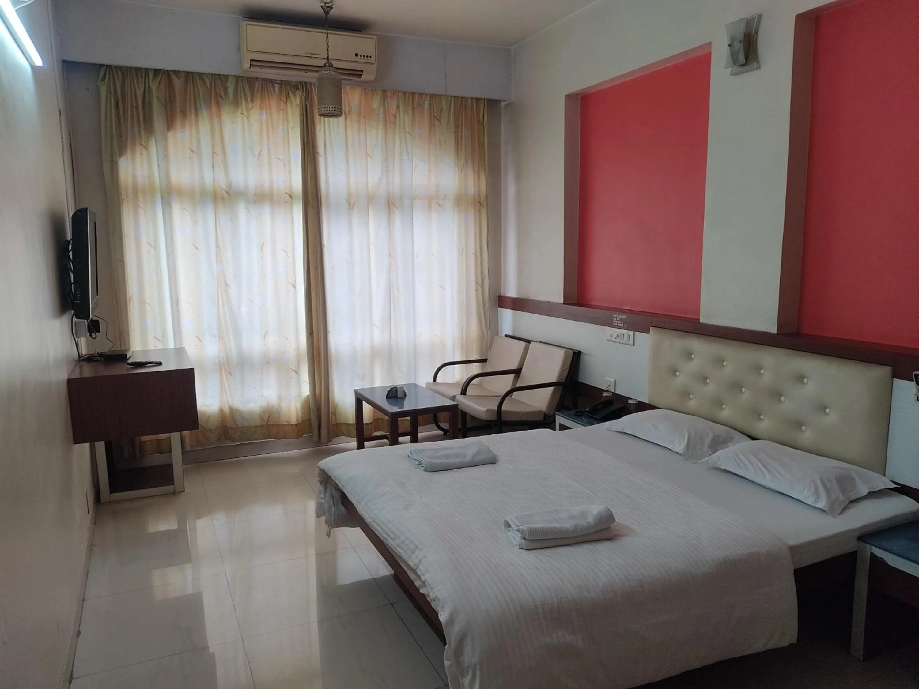 Bed in Hotel Rajtara