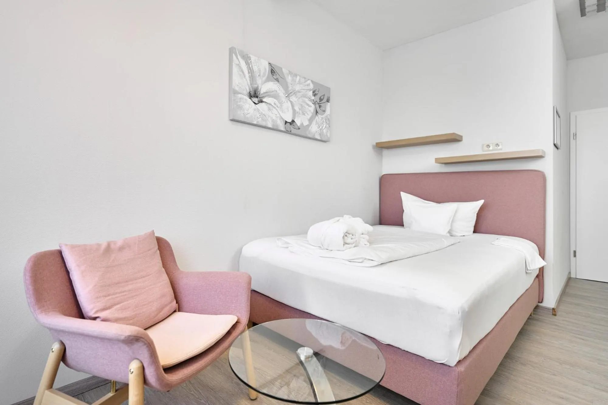 Living room, Bed in Hotel Ritter Badenweiler