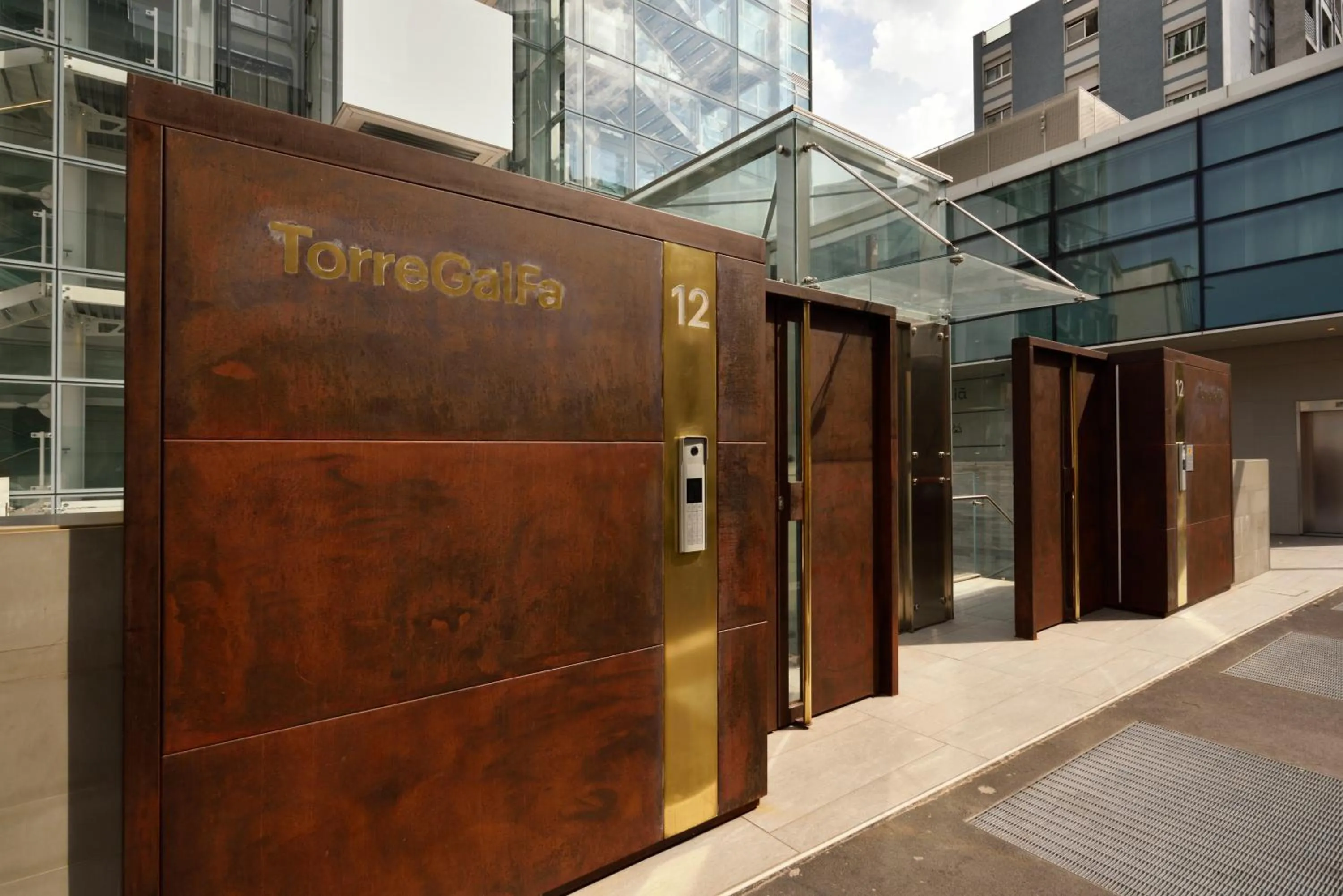Facade/entrance in Torre Galfa Milano Luxury Apartments UNA Esperienze