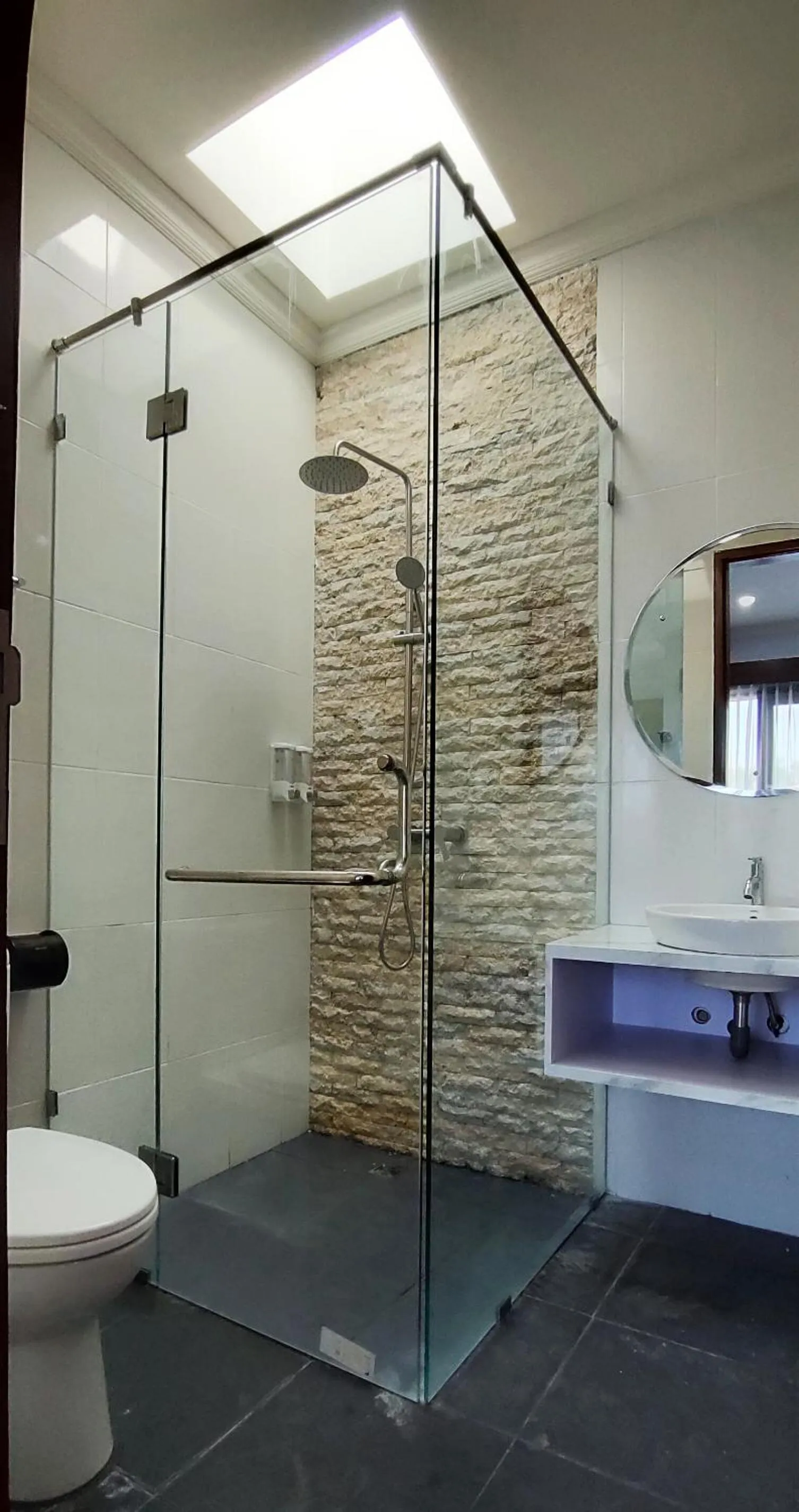 Bathroom in Pondok DenAyu Homestay