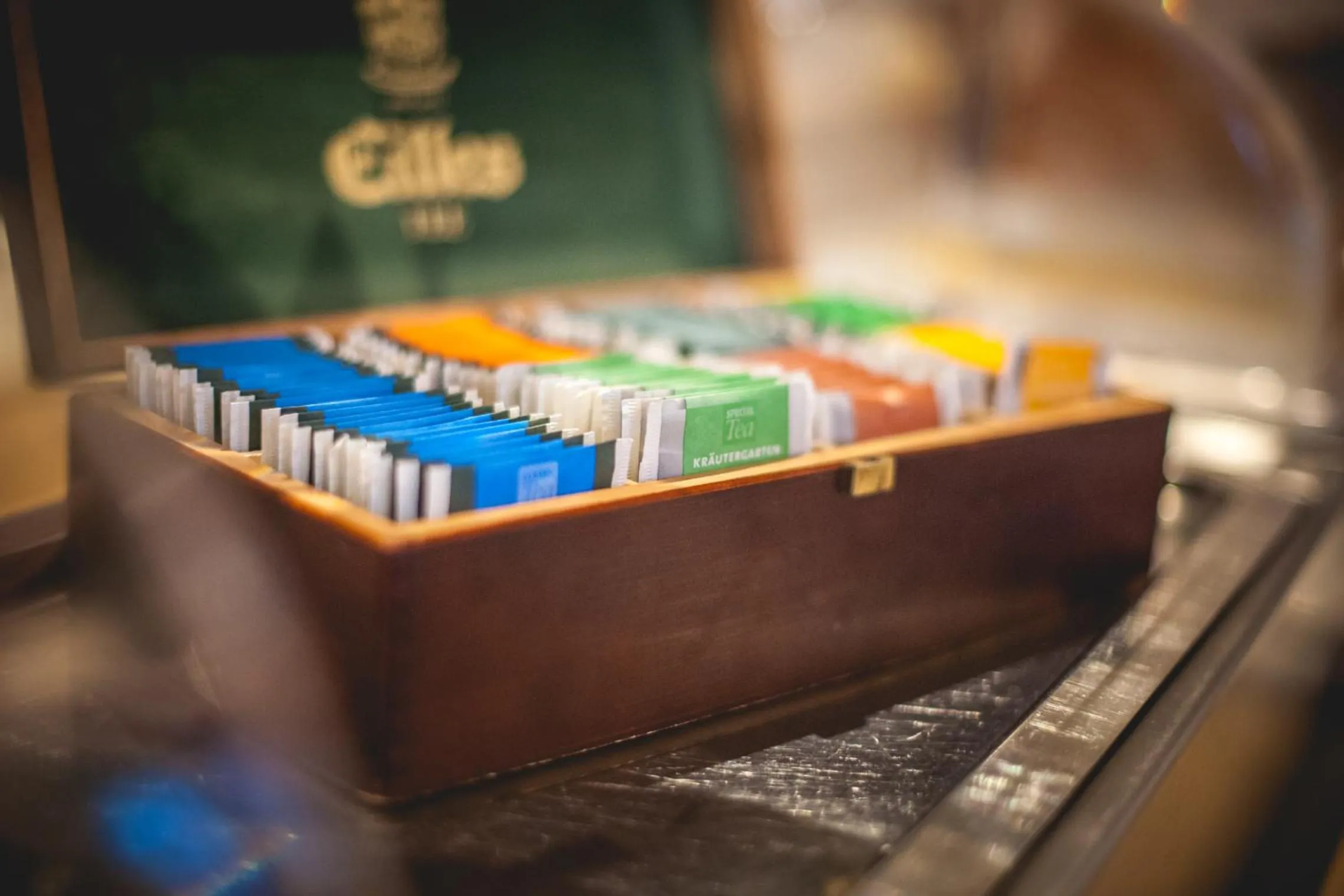 Food and drinks in Hotel Alexander