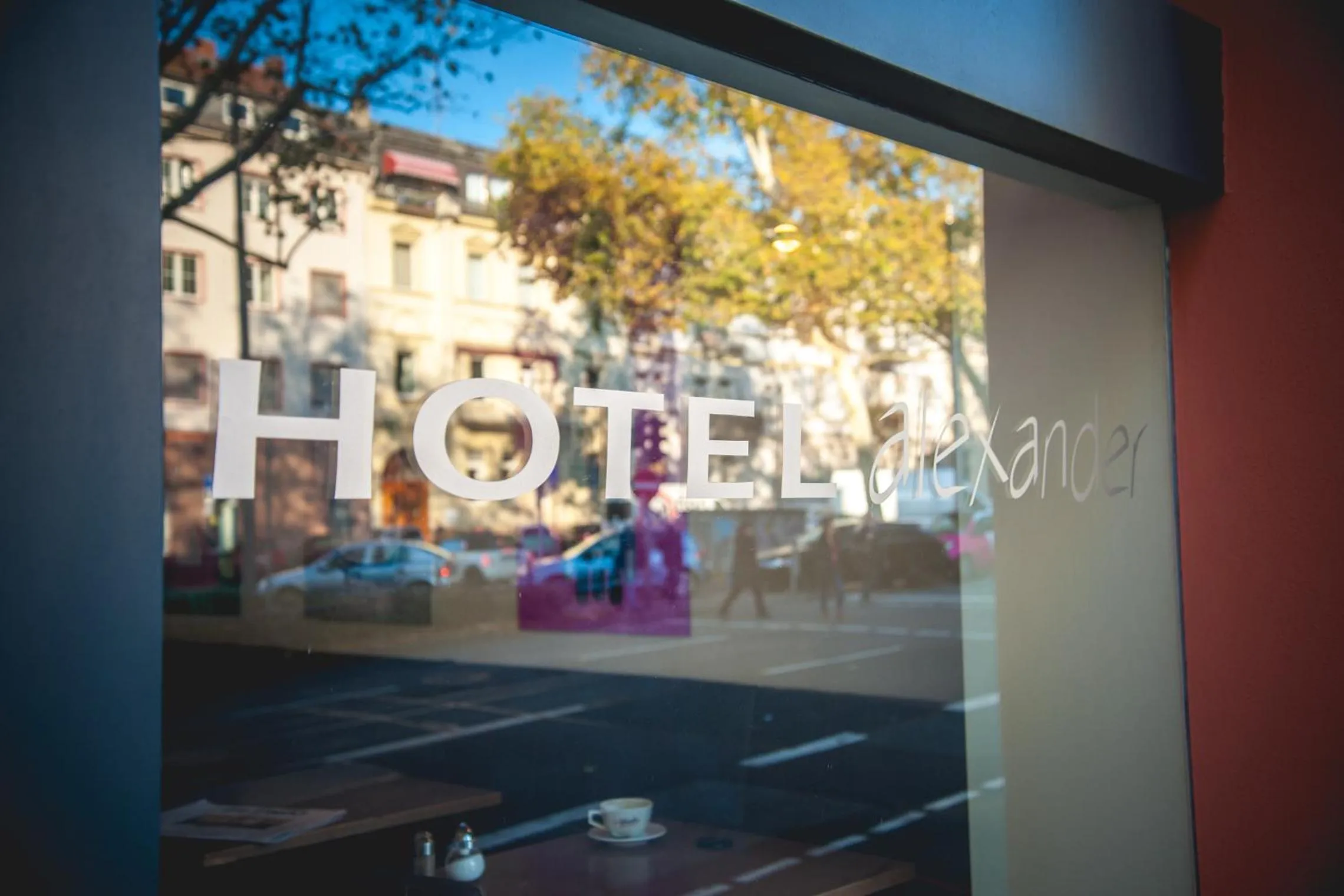 Day in Hotel Alexander