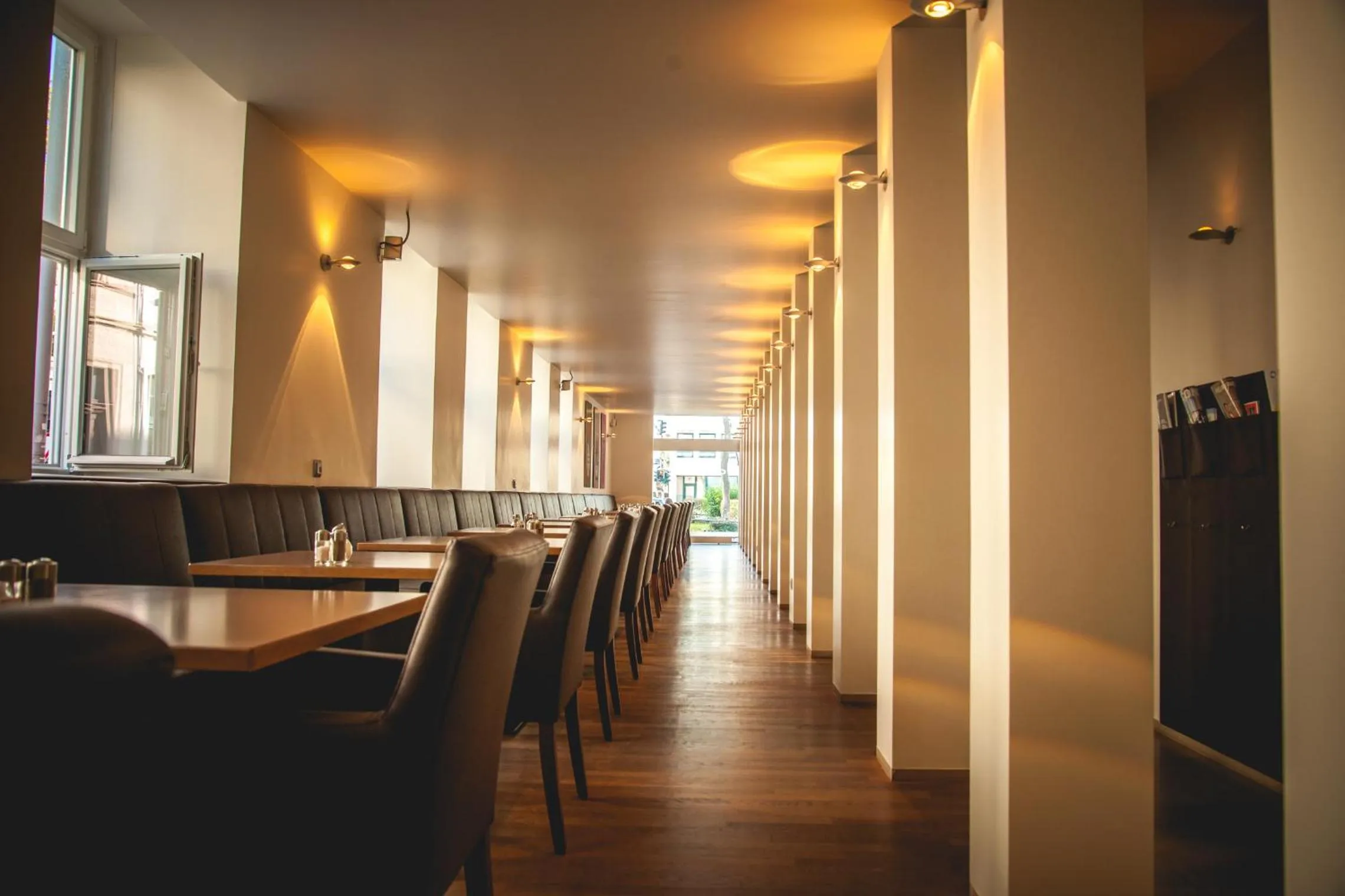 Seating area in Hotel Alexander