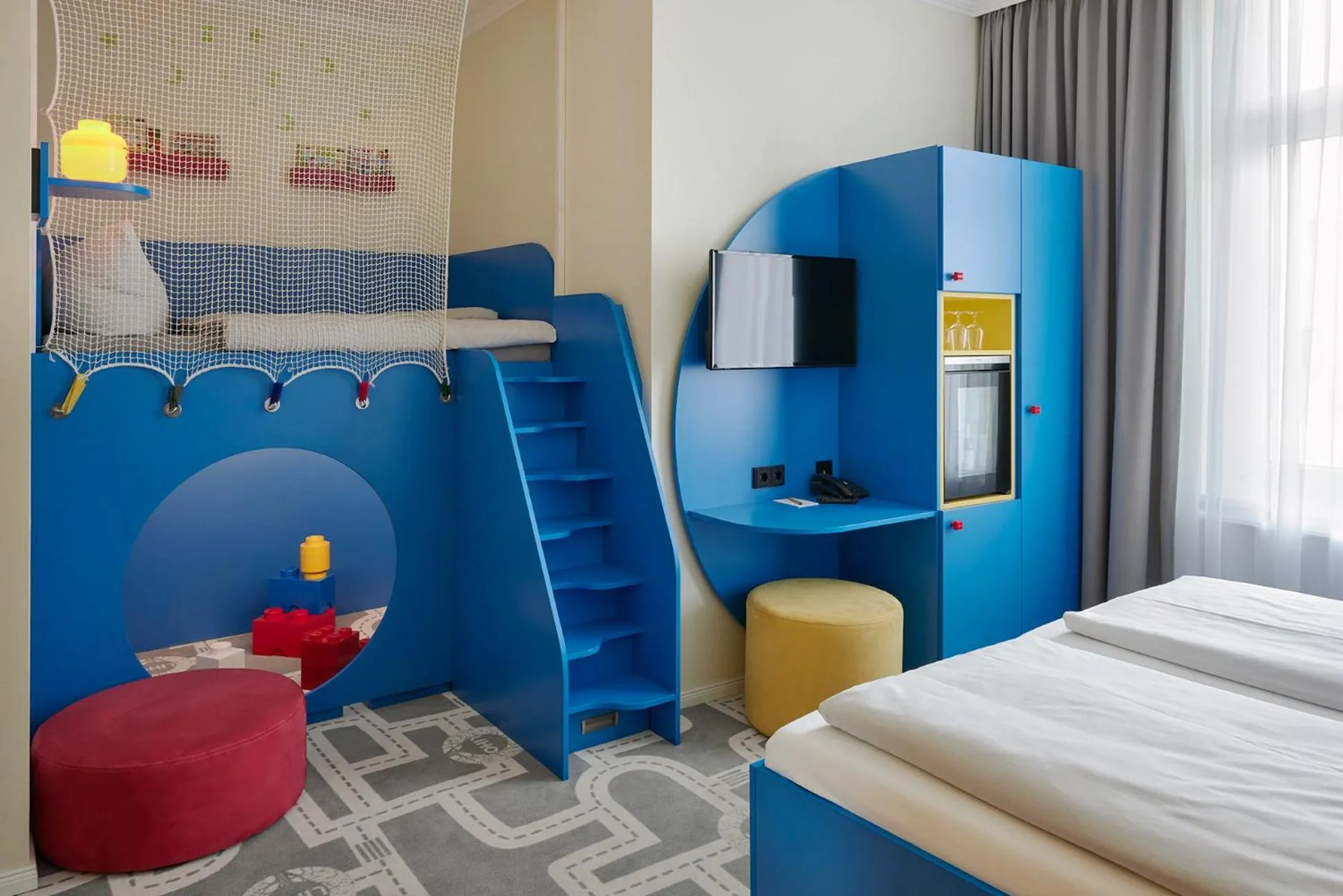 Children play ground, Bed in LIHO - einfach Lübeck