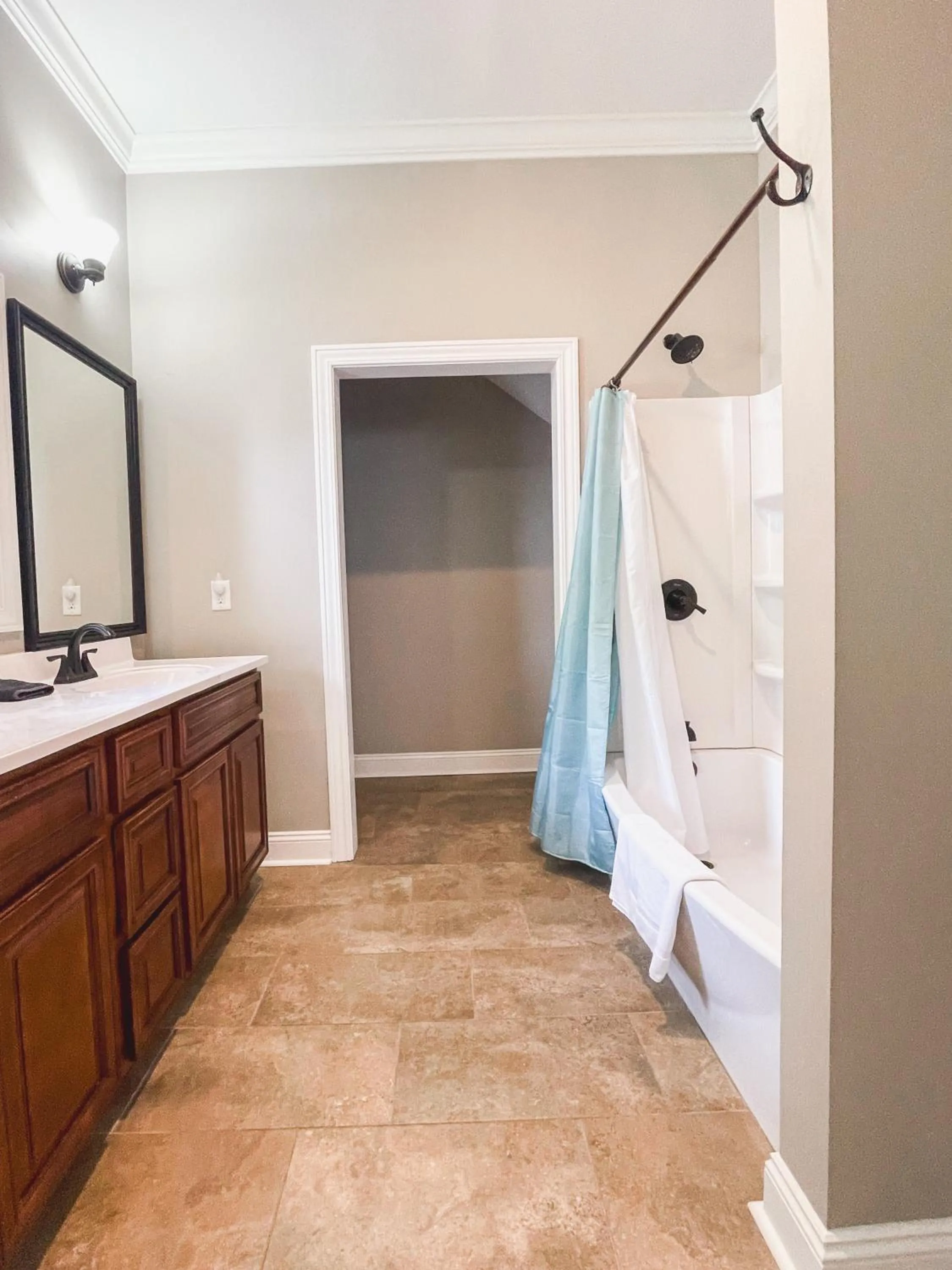 Shower in The Respite - Bed and Breakfast