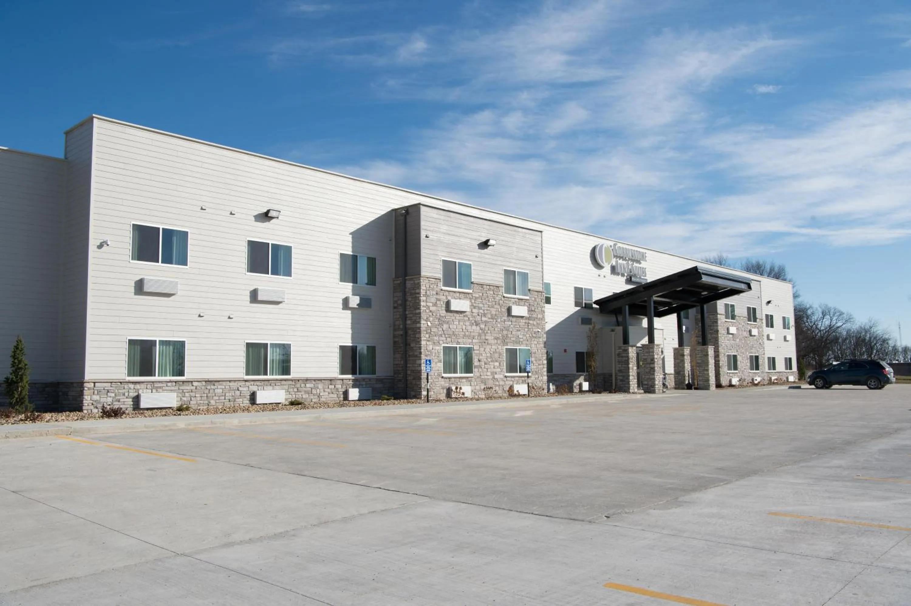 Facade/entrance in Cobblestone Inn & Suites - Forest City