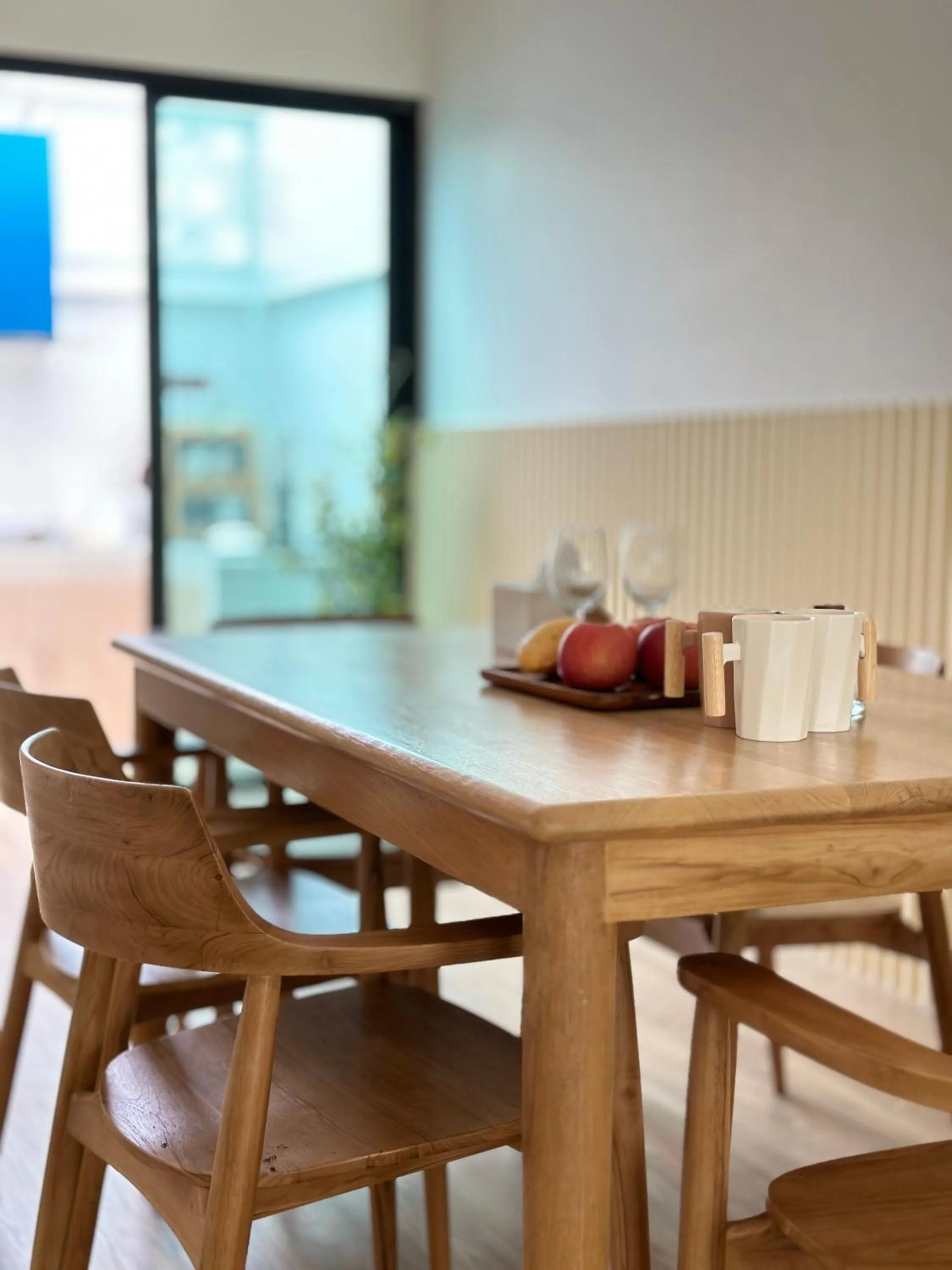 Dining area in PaperPlaneCNX @ Haiya - 3 Storey Flowery Loft