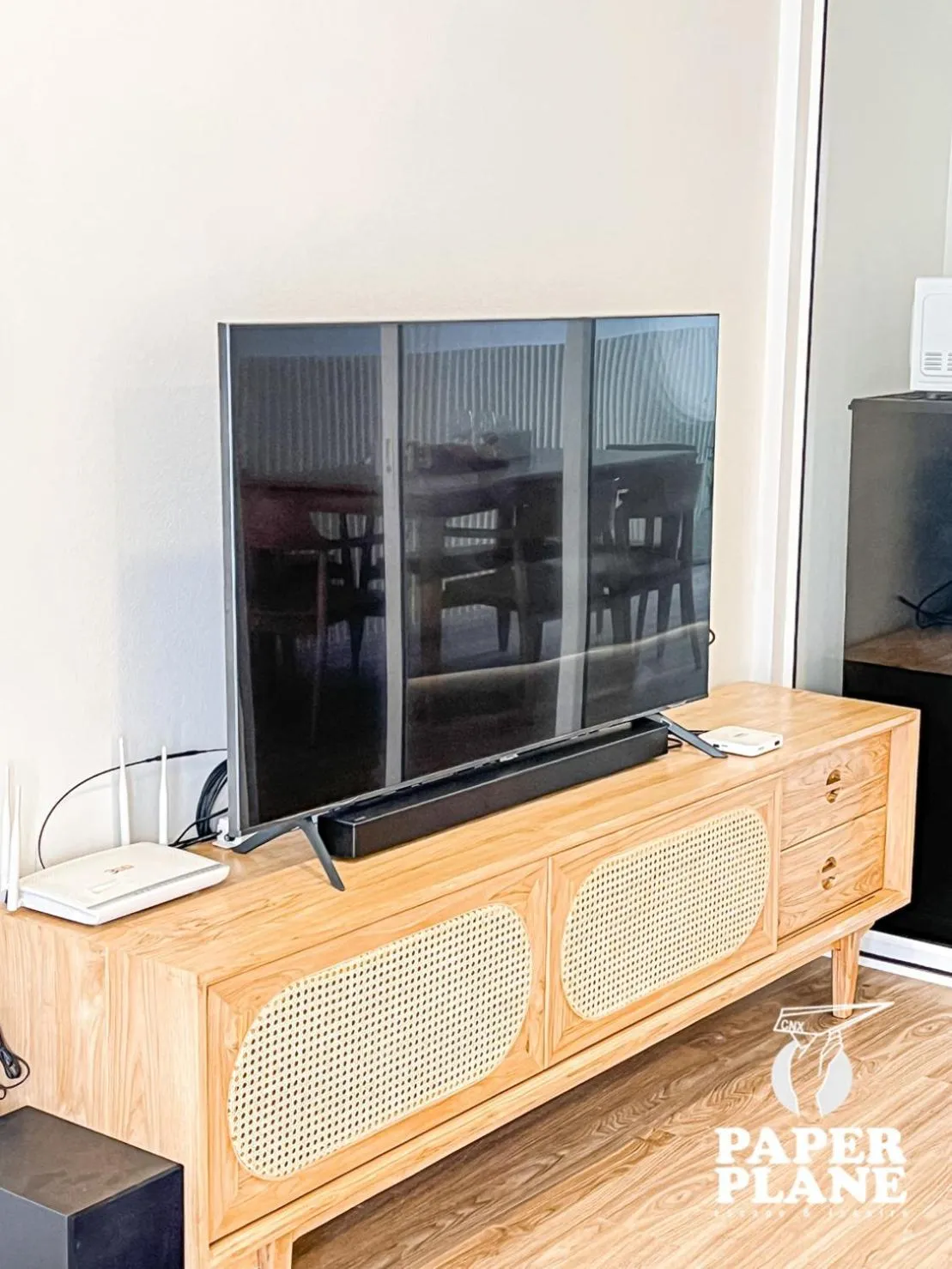 TV and multimedia in PaperPlaneCNX @ Haiya - 3 Storey Flowery Loft