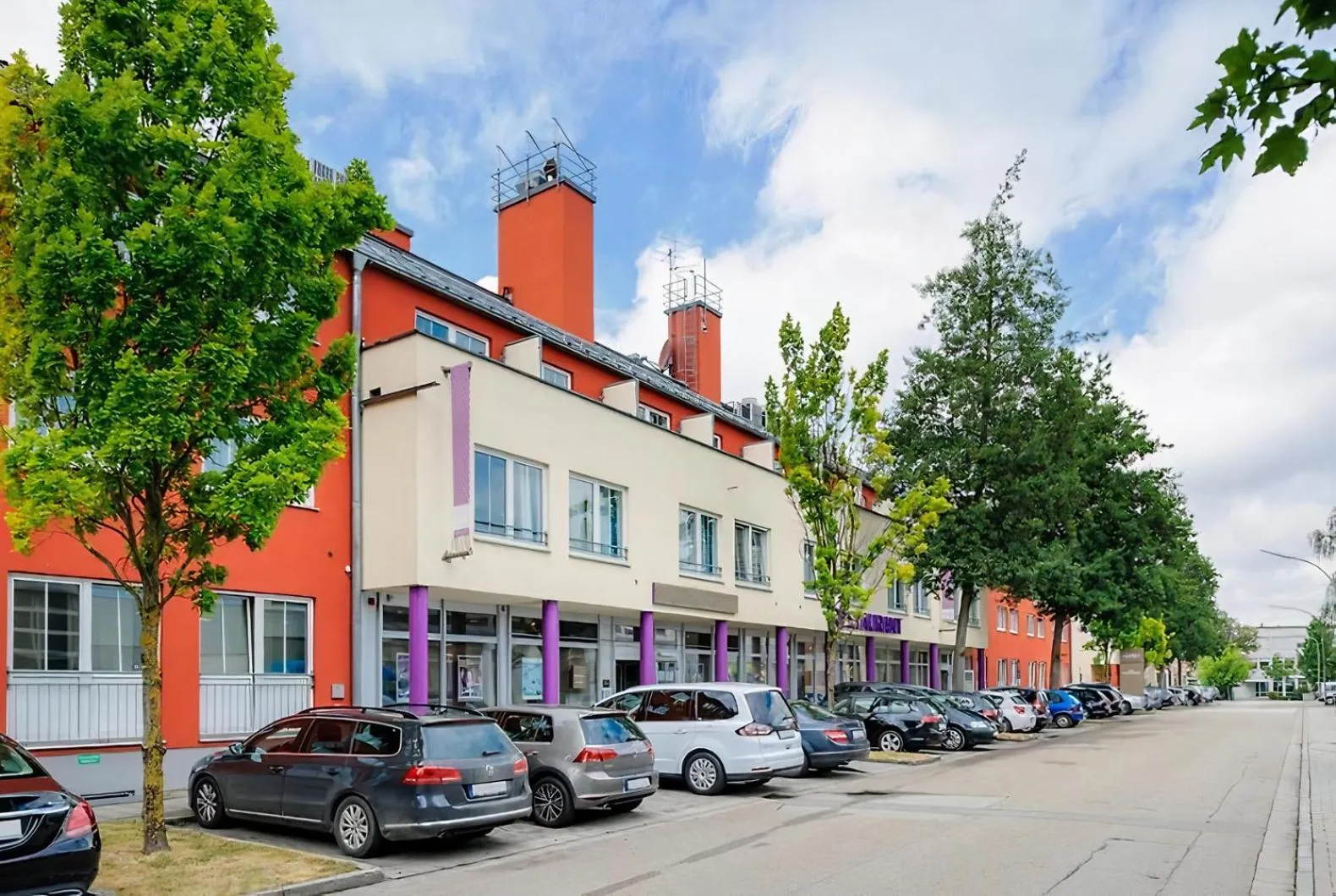 Property building in PLAZA INN Regensburg