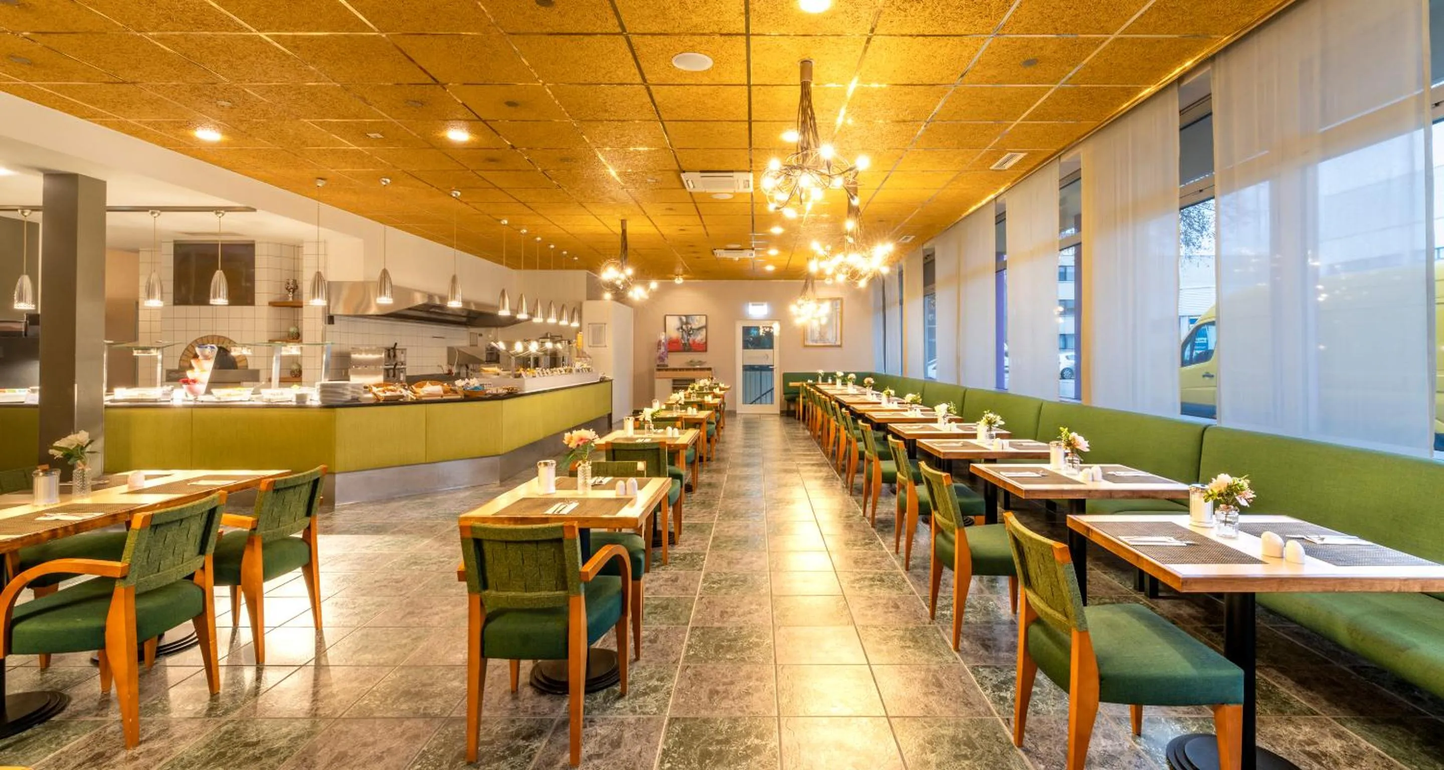 Breakfast in PLAZA INN Regensburg