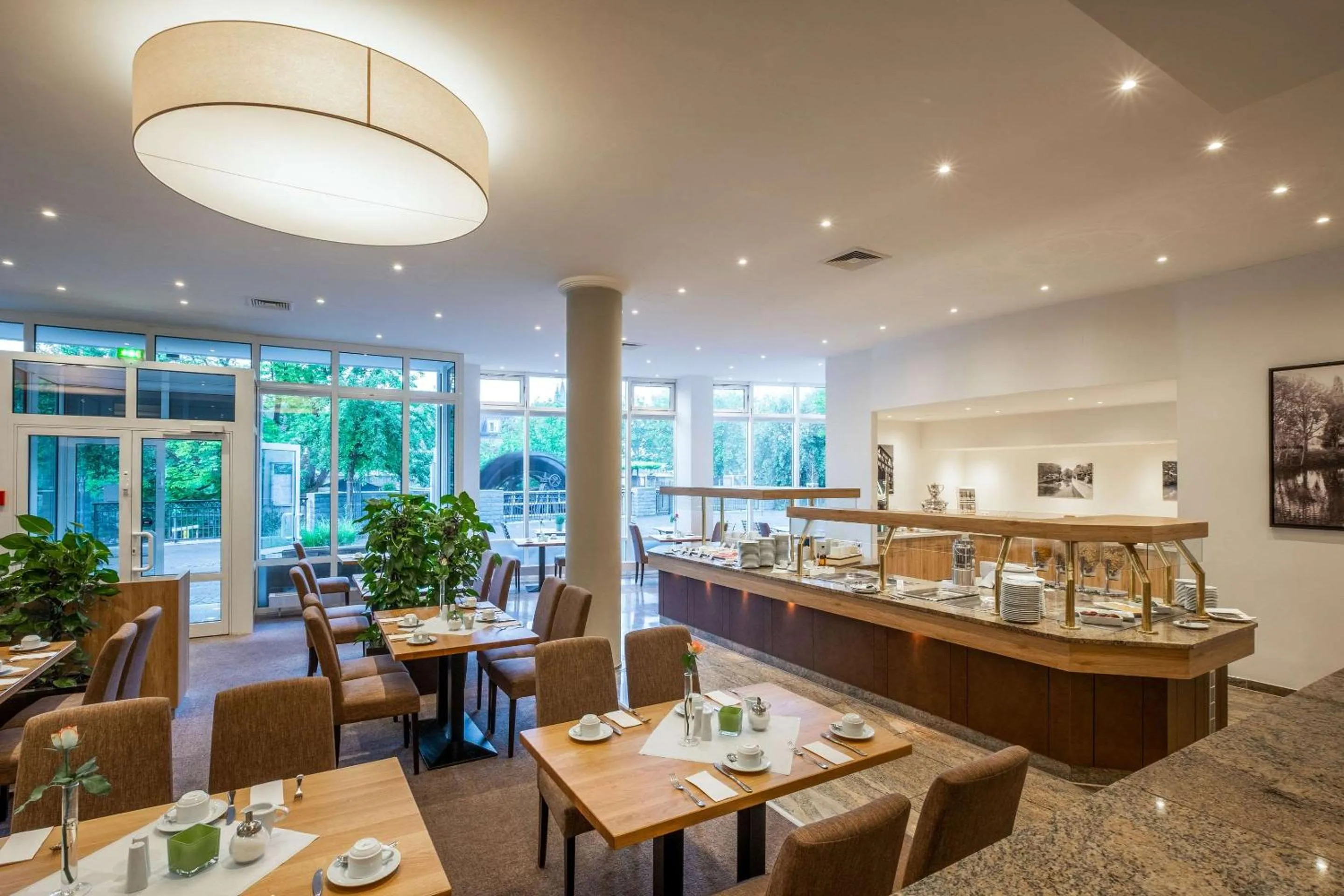 Restaurant/places to eat in Quality Hotel Lippstadt