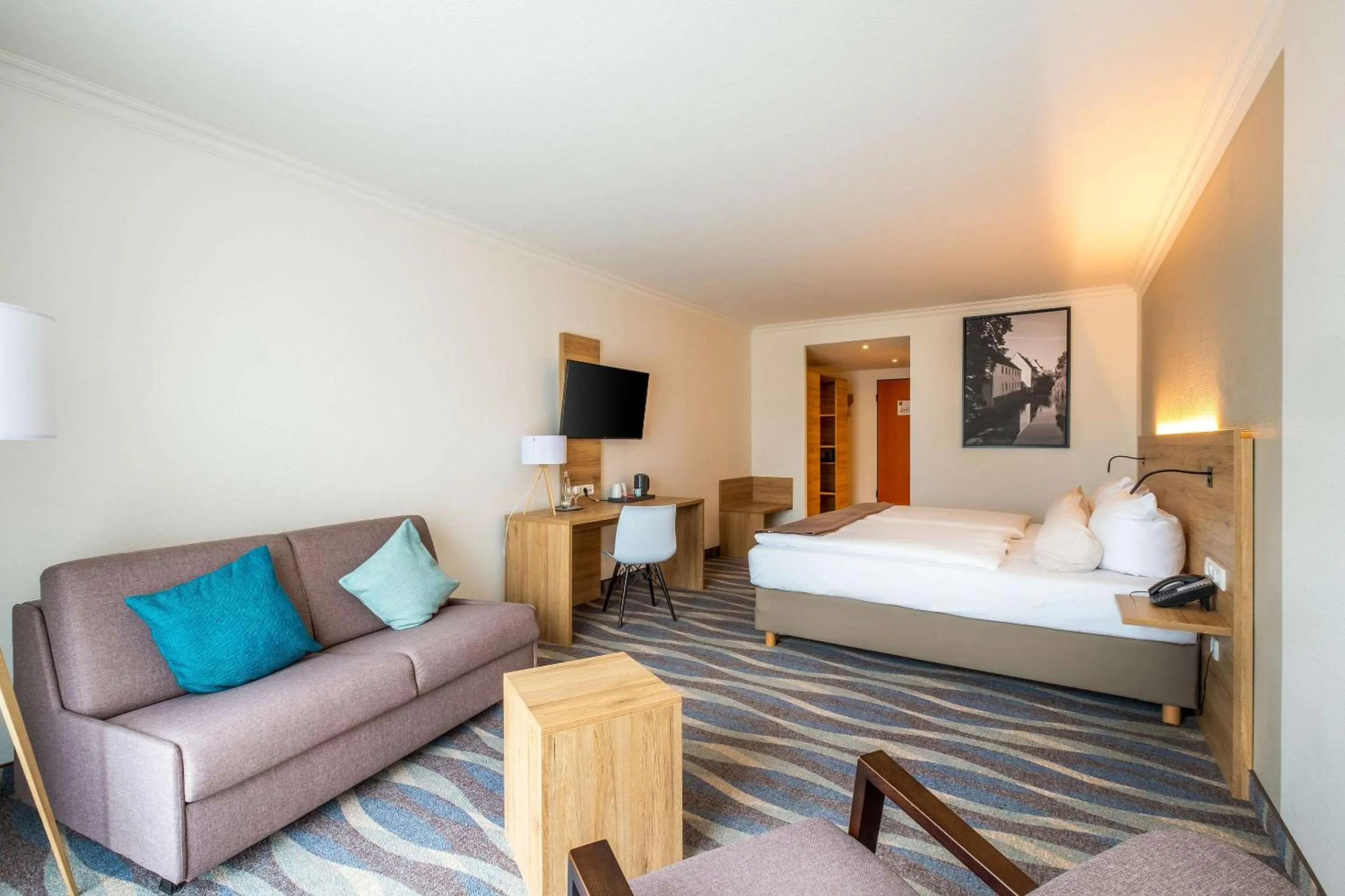 Photo of the whole room, Bed in Quality Hotel Lippstadt