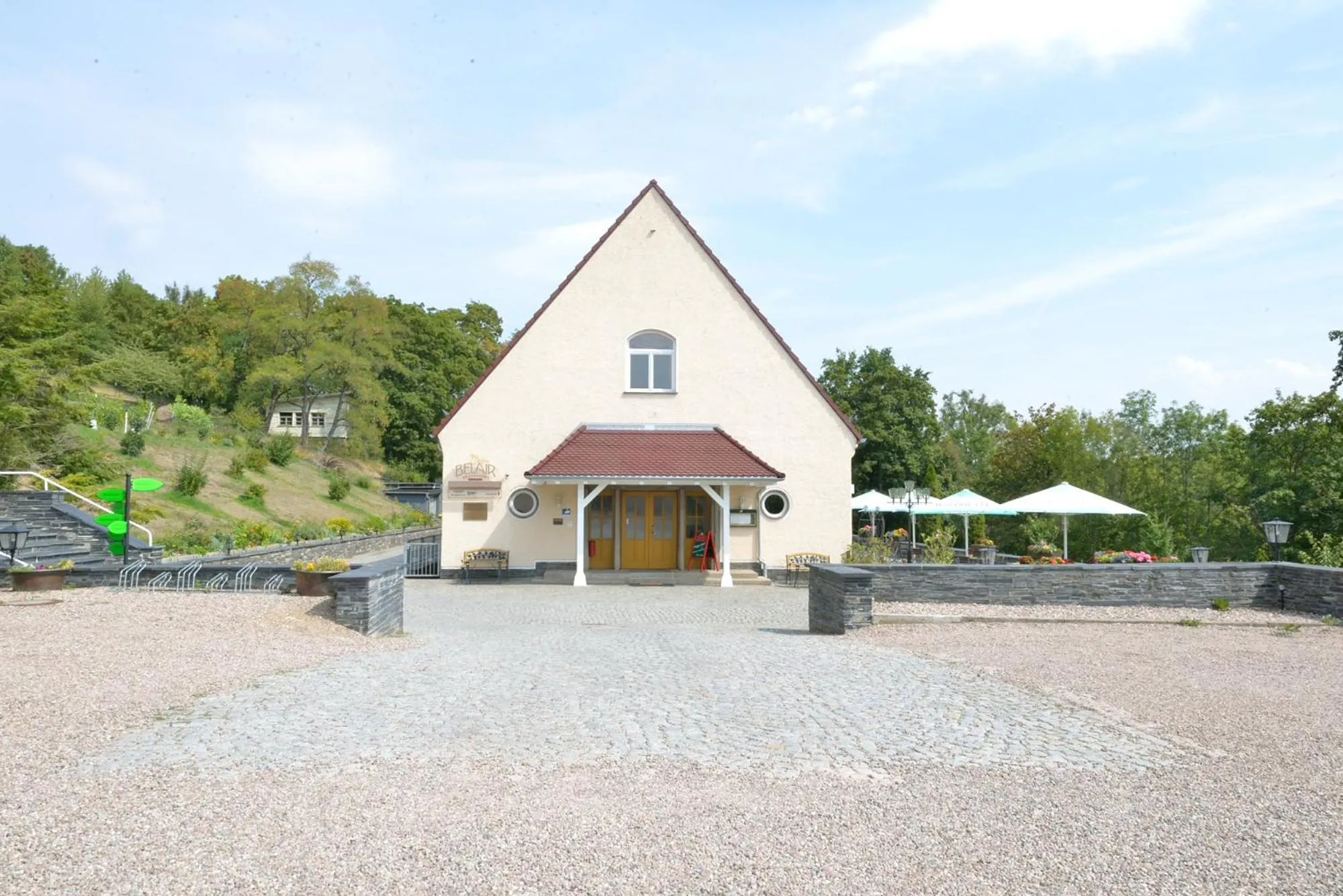 Patio in Land- und Golfhotel Alte Fliegerschule
