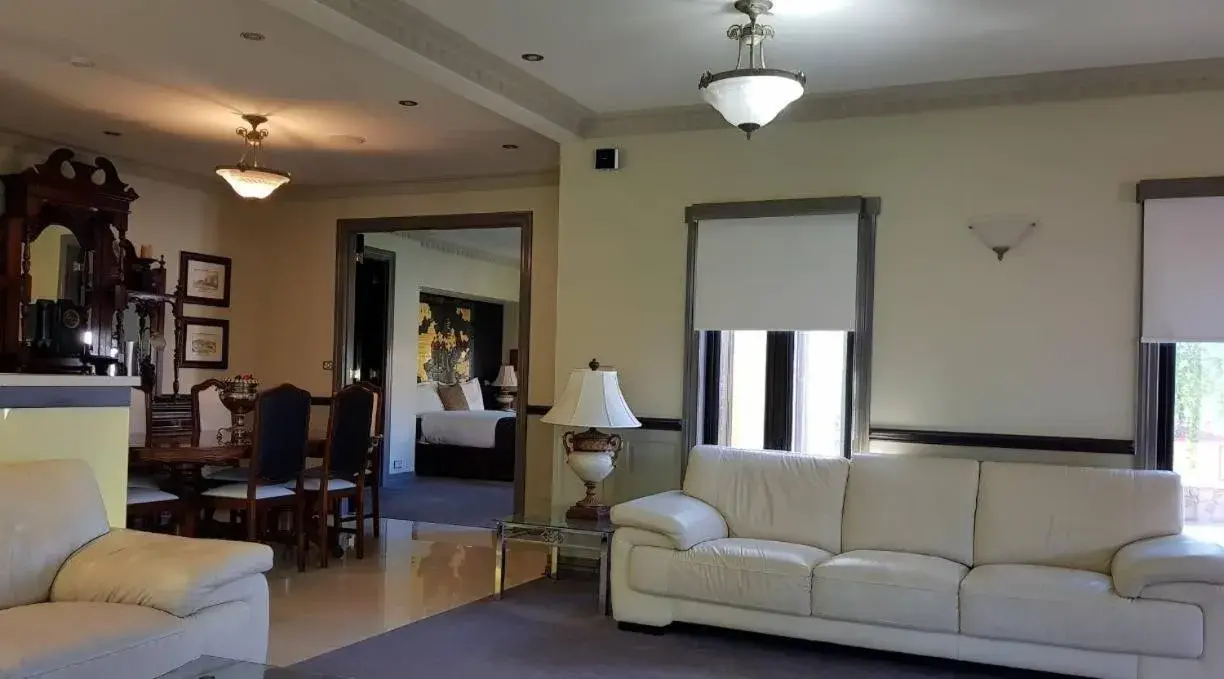 Two Bedroom Penthouse in The Camperdown Mill Two Bedroom Penthouse in The Camperdown Mill