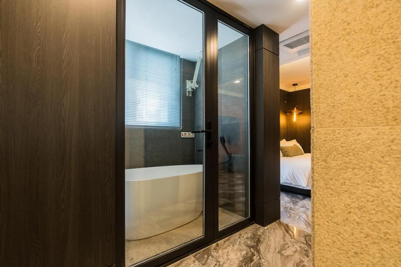 Bedroom, Bed in HOTEL THE MAY Jongno