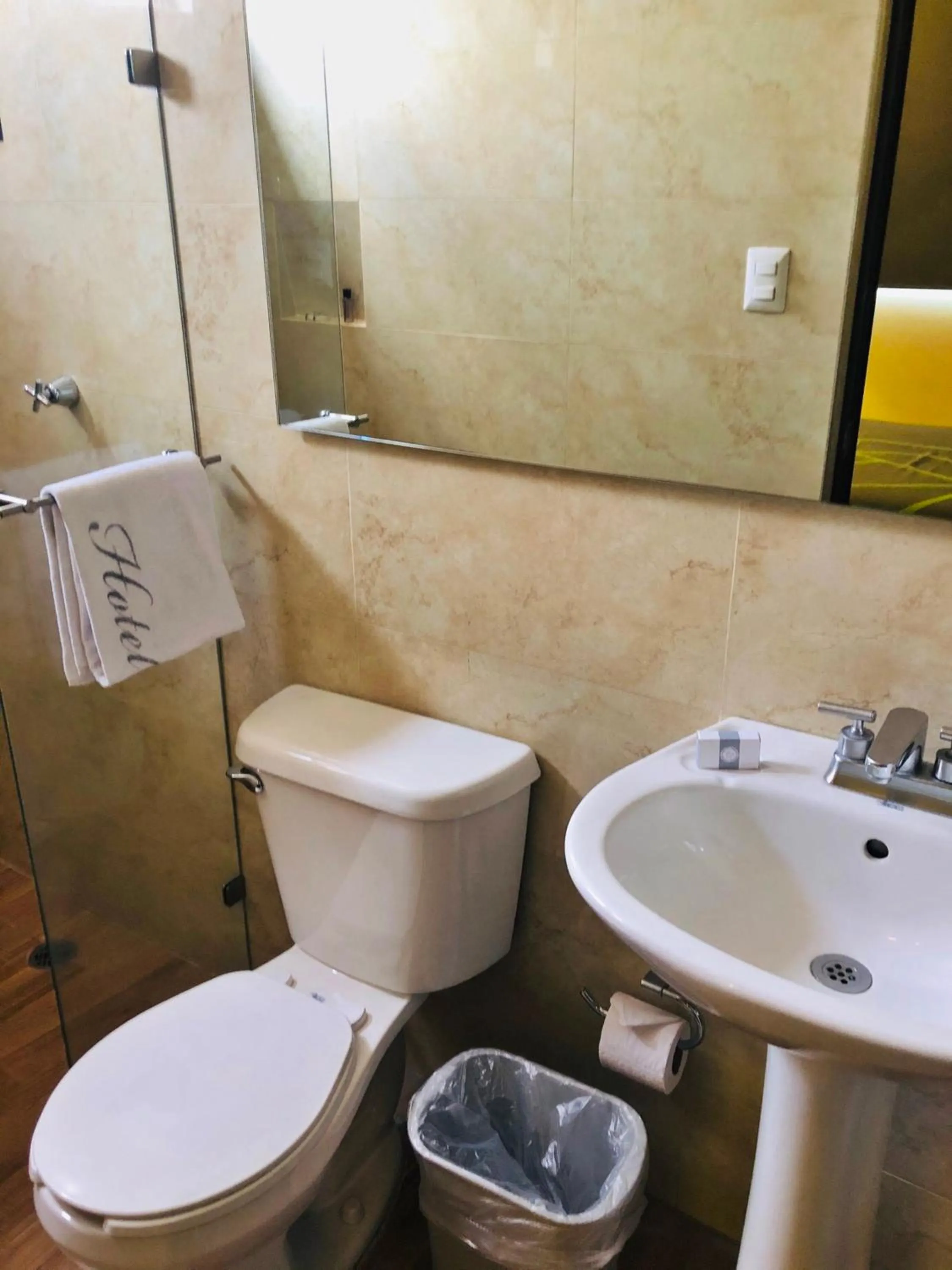 Bathroom in Hotel Lirio - Adult Only