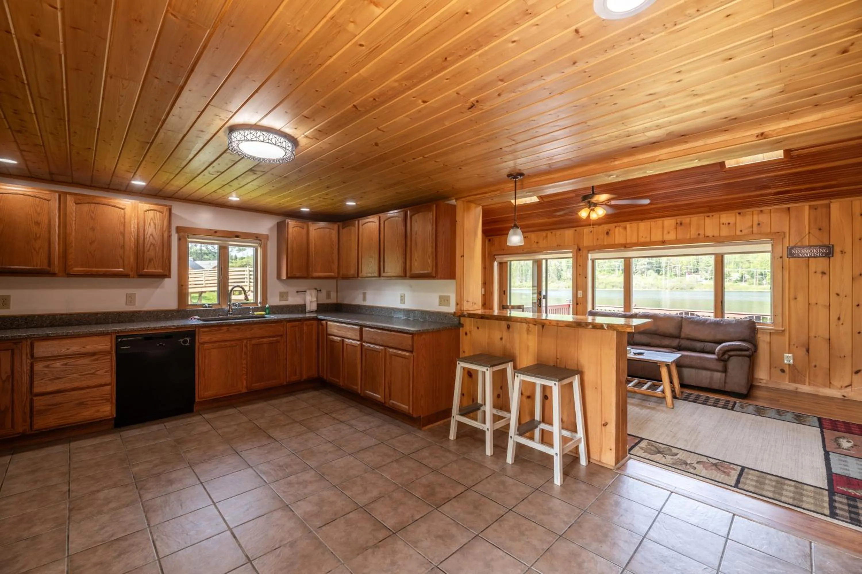 Kitchen or kitchenette in Presidential Mountain Resort