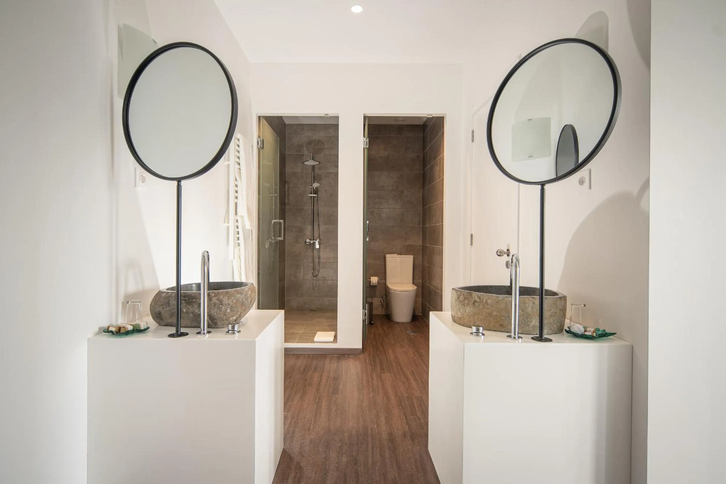 Bathroom in Senhora da Rosa, Tradition & Nature Hotel