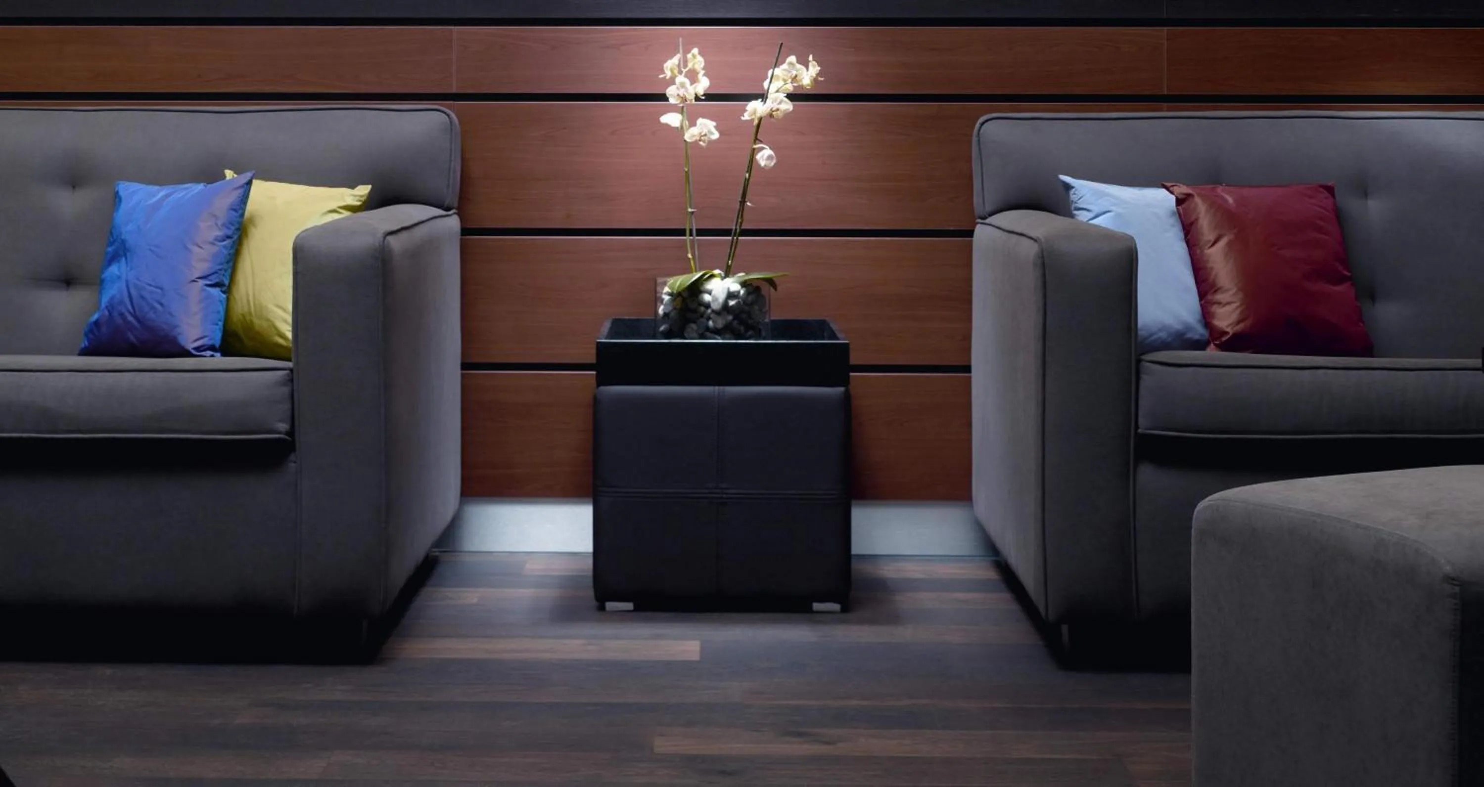 Lounge or bar in Rilano 24/7 Hotel München