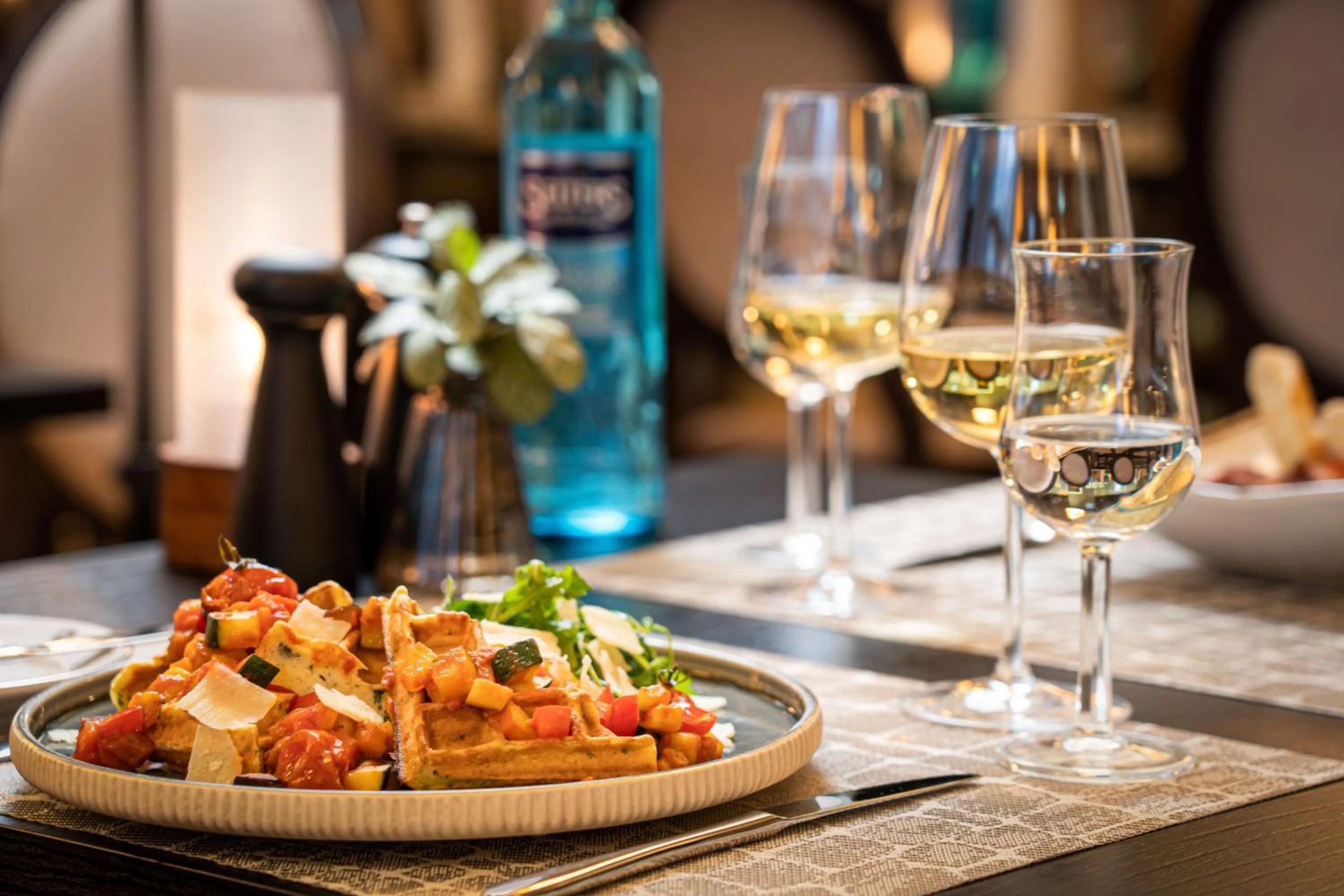 Restaurant/places to eat in Rilano 24/7 Hotel München