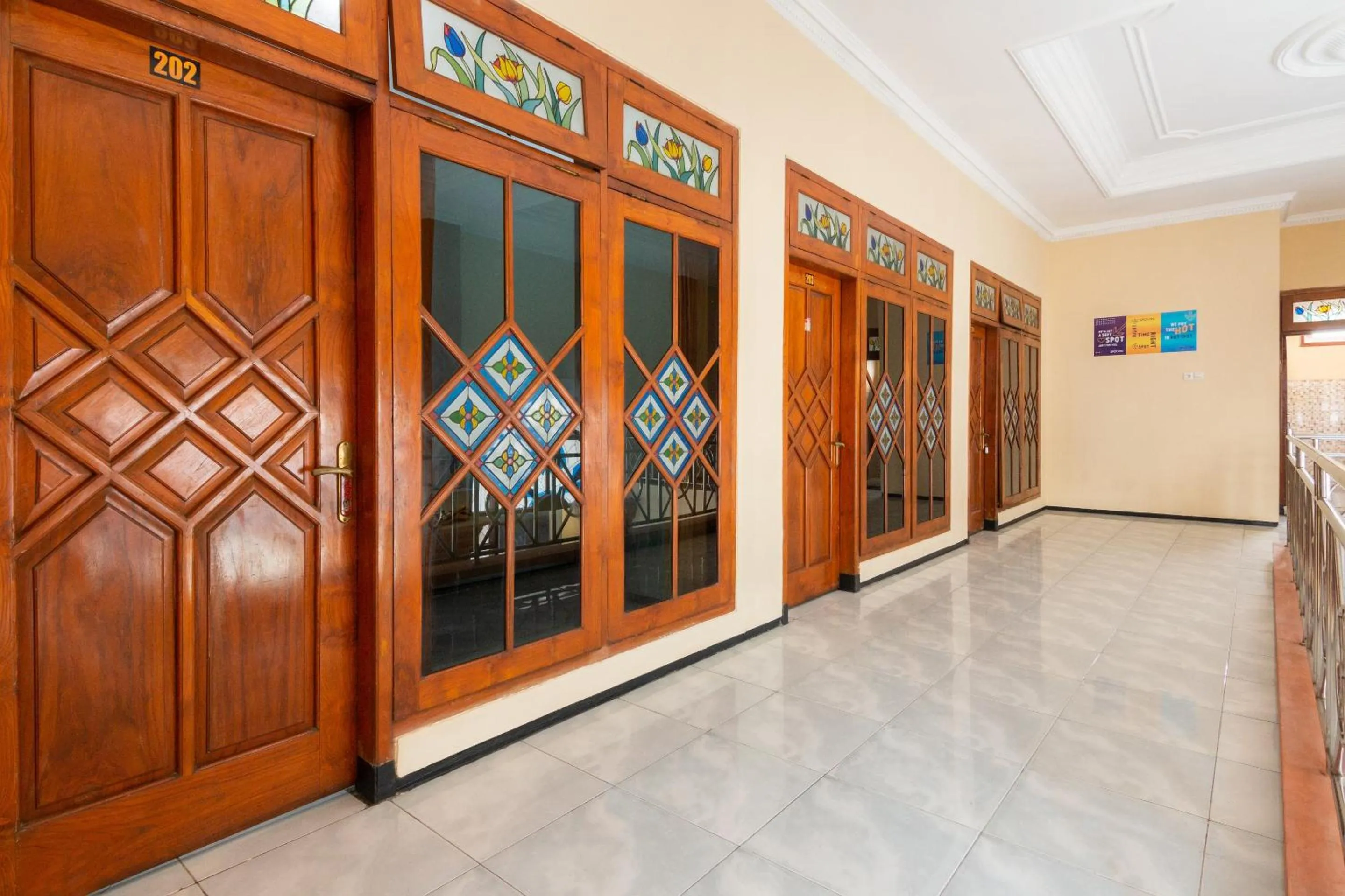 Lobby or reception in Hotel O Safira Family Residence Syariah