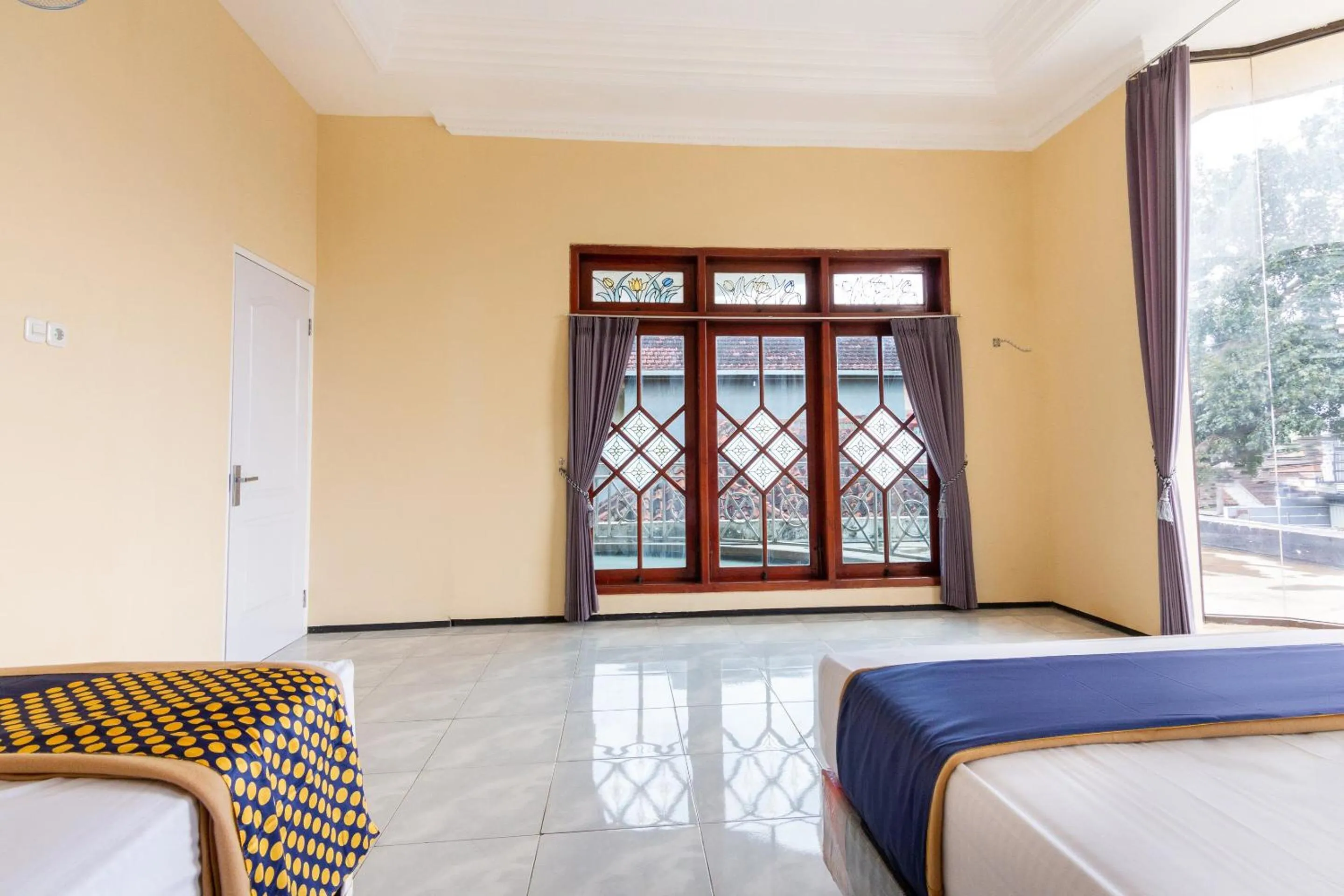 Bedroom, Bed in Hotel O Safira Family Residence Syariah