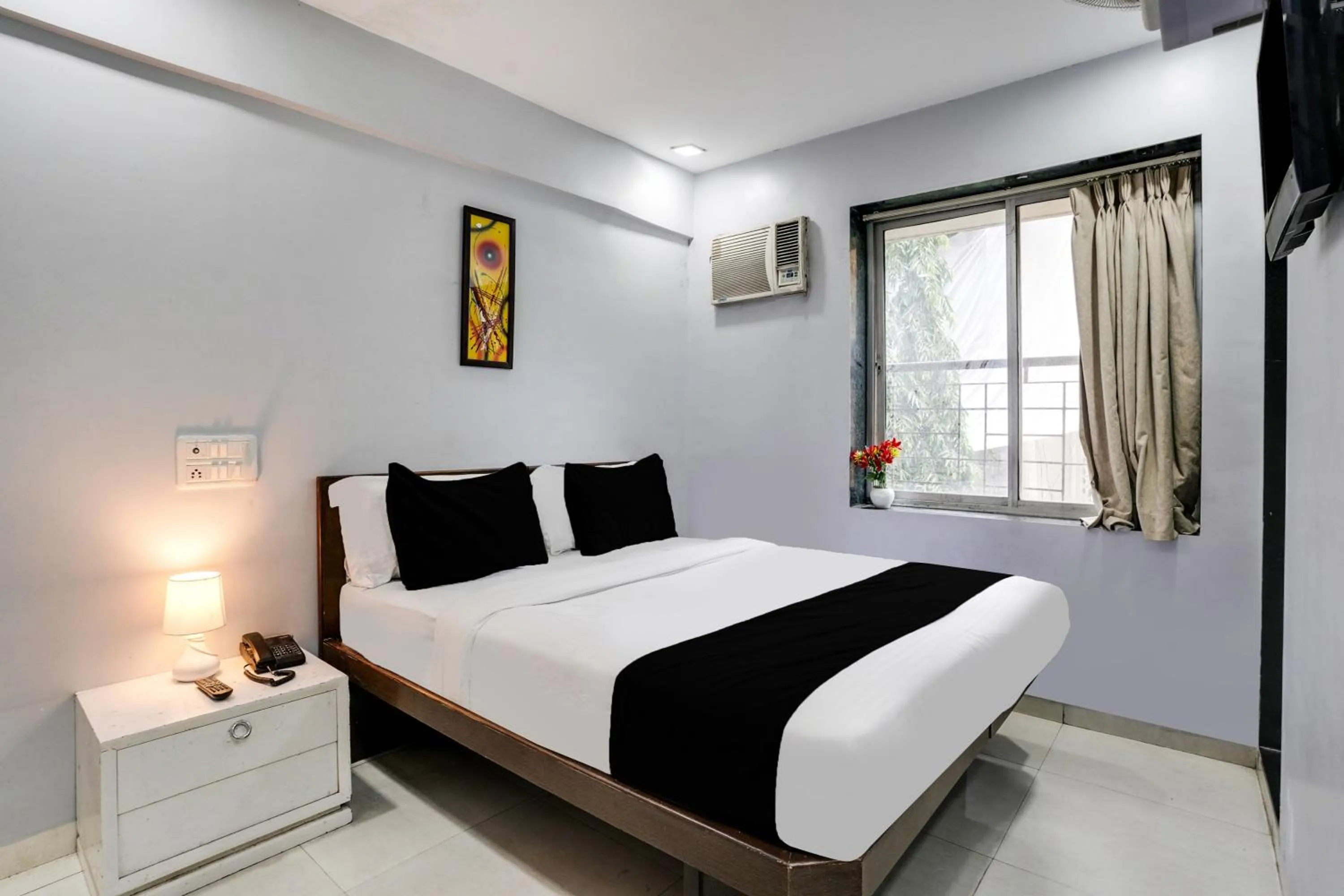 Bedroom, Bed in Super Collection O Andheri Near Mumbai Airport Formerly We Stay