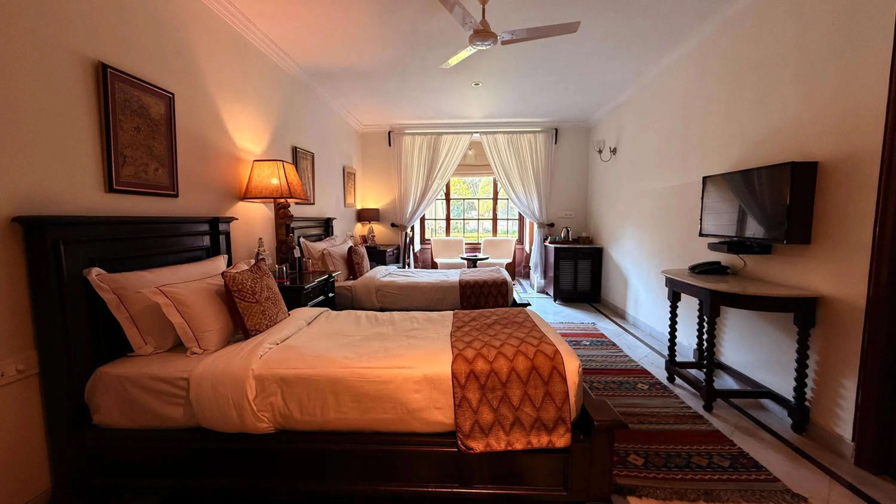 Photo of the whole room, Bed in Daspan House