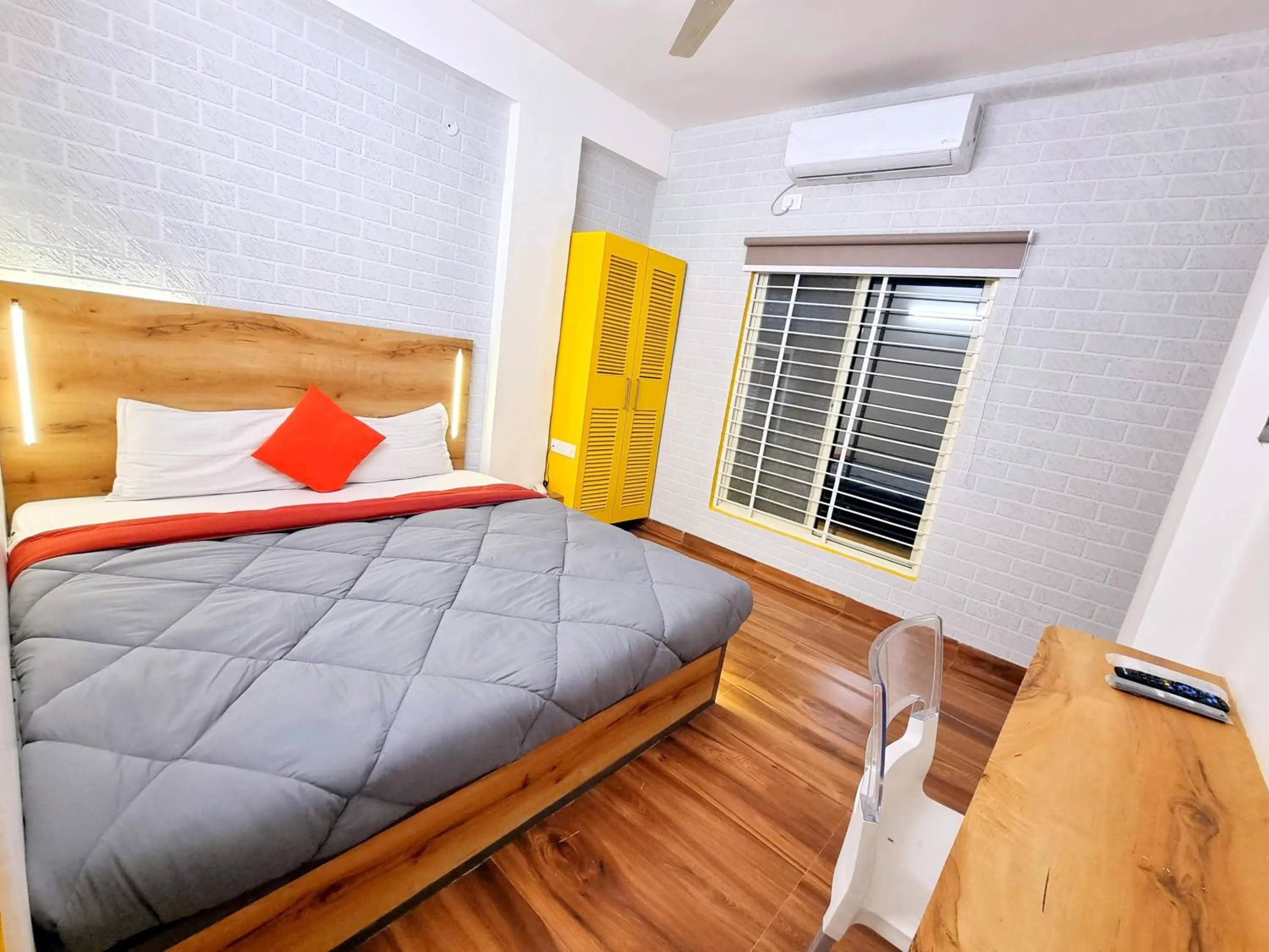 View (from property/room), Bed in Stayinn Nest