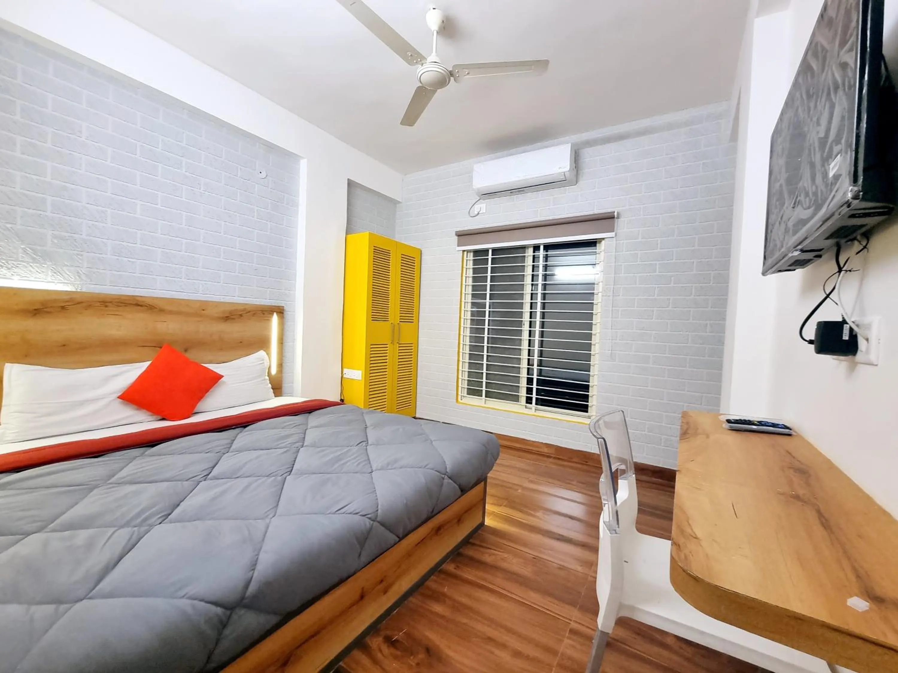 View (from property/room), Bed in Stayinn Nest