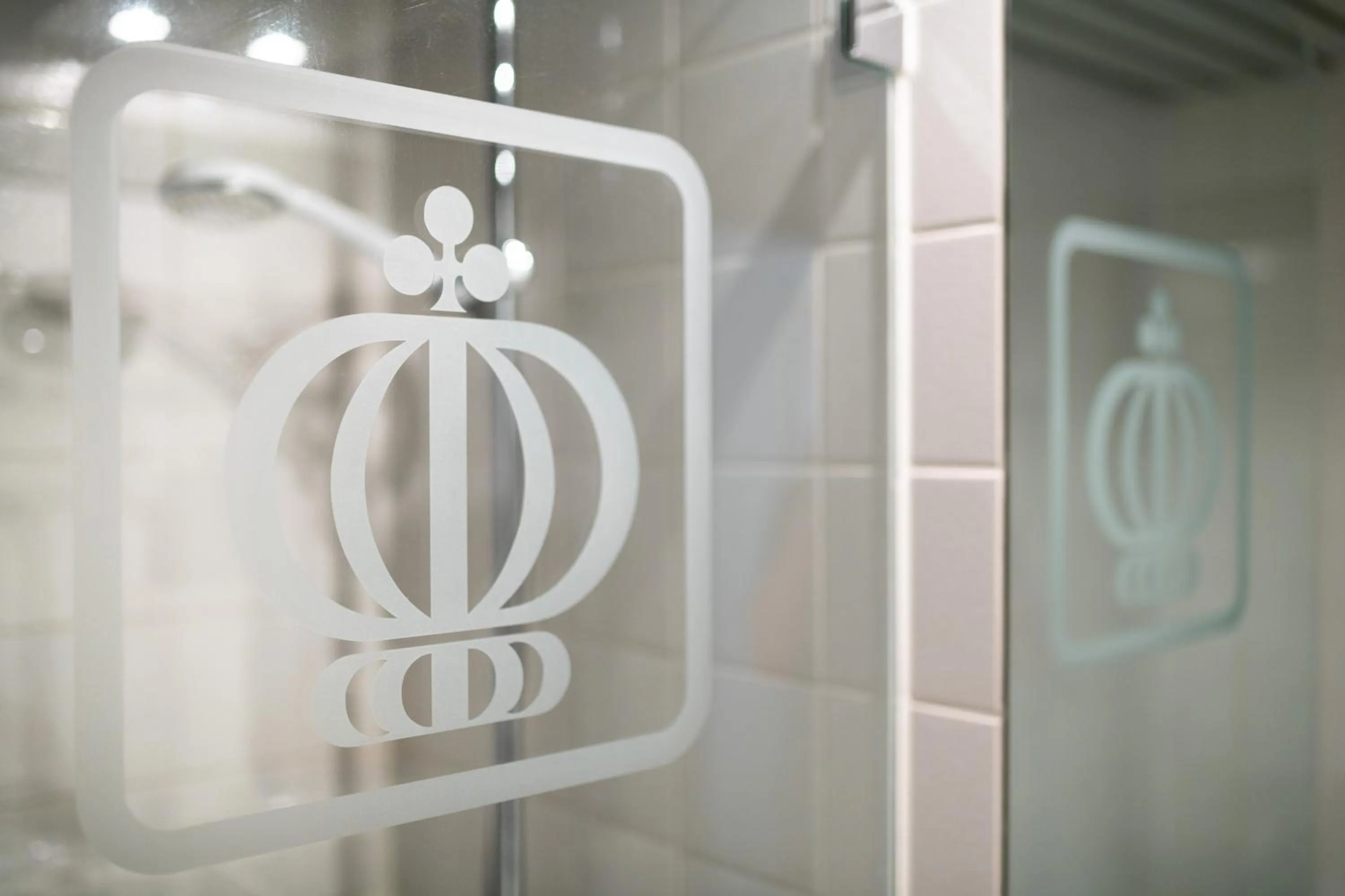 Bathroom in Hotel Königshof The Arthouse