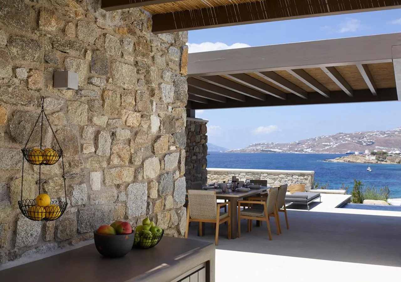 Balcony/Terrace in Bonzoe Suites & Villas