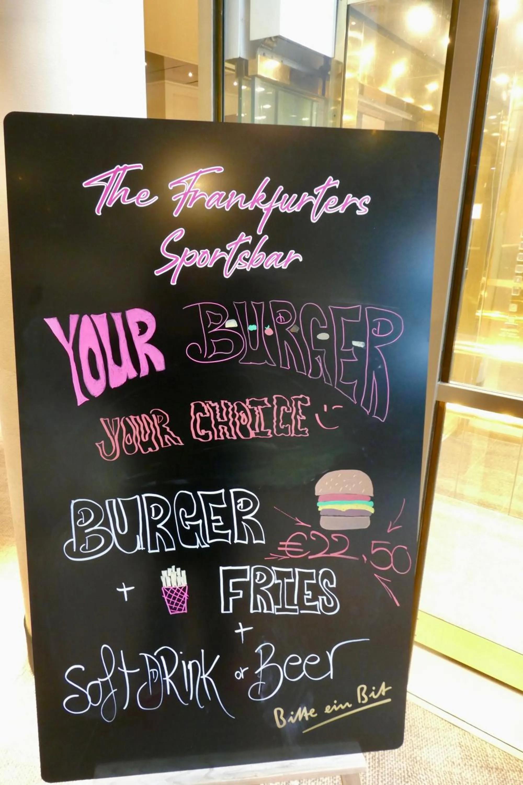 Restaurant/places to eat in Hotel Amadeus Frankfurt