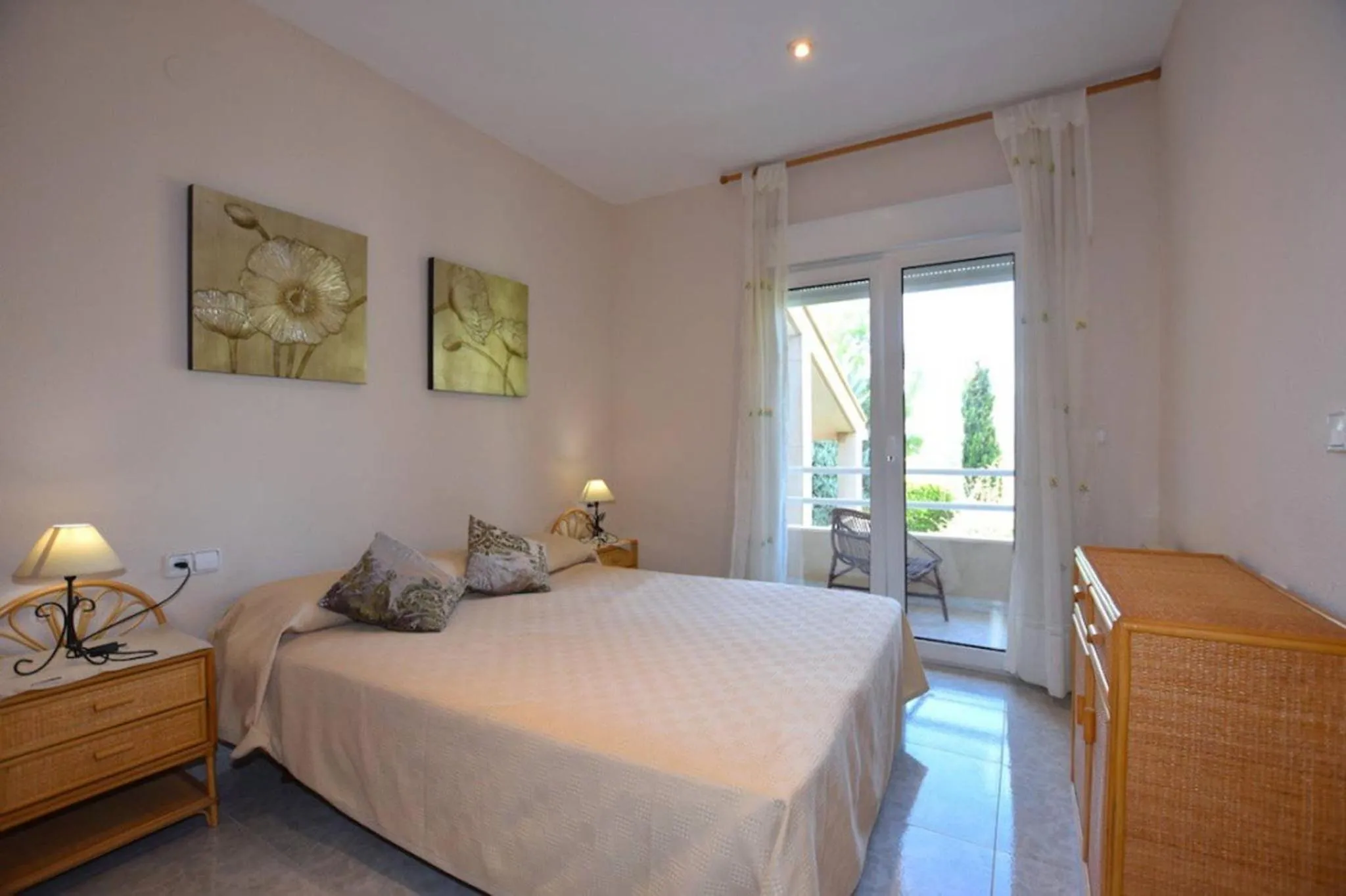 Bedroom, Bed in Torreta Of Gormaig, House with swimming pool